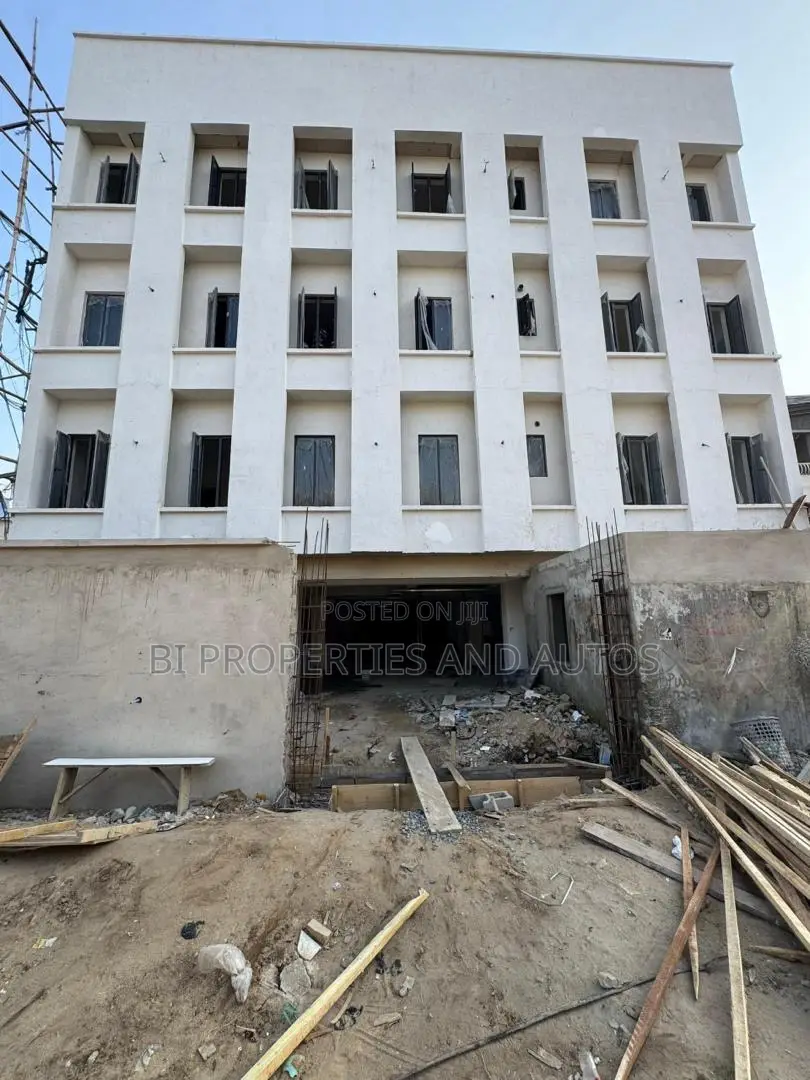 12bdrm Apartment in Lekki Phase 1 for sale in Lekki Phase 1