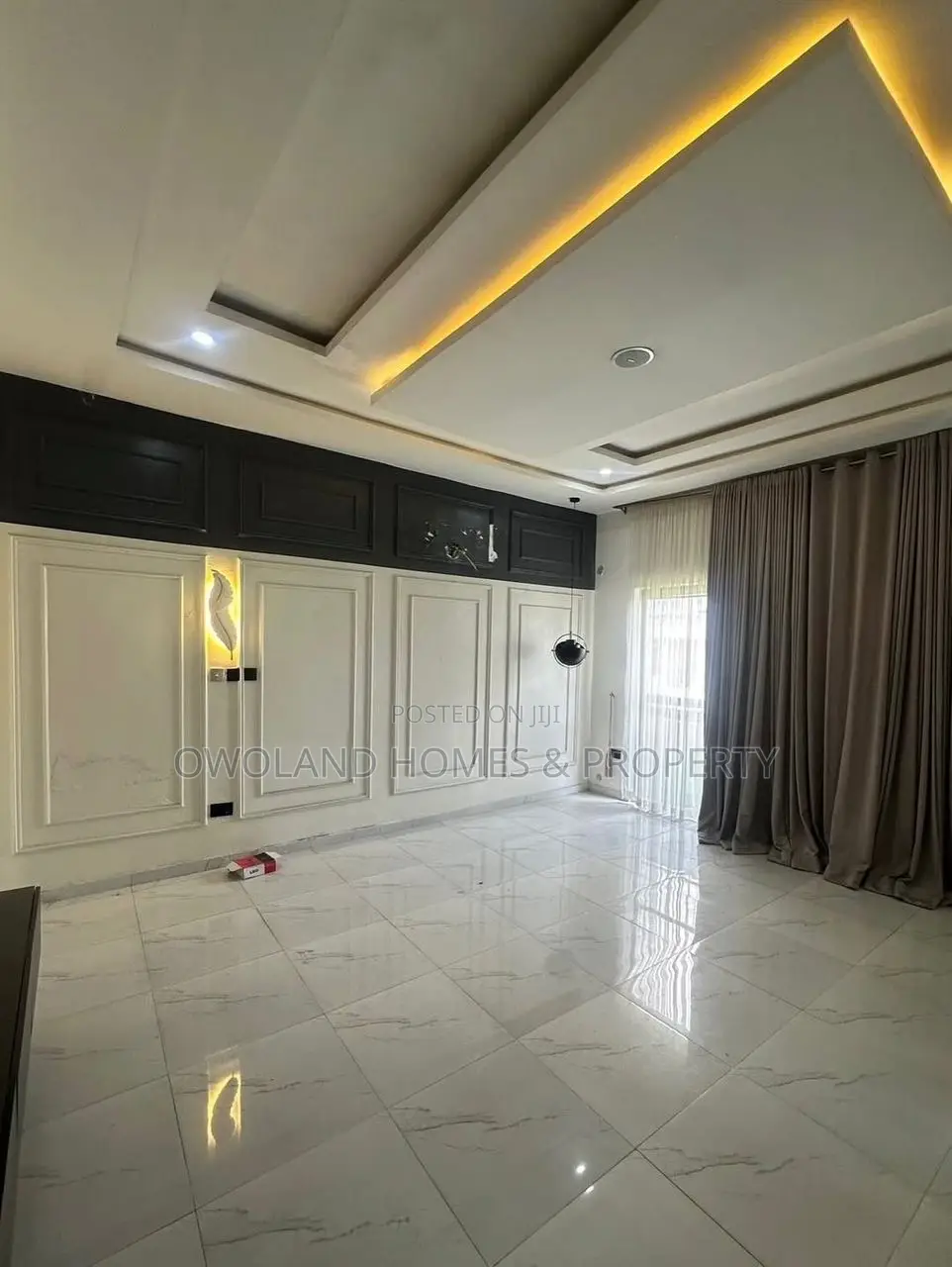 4bdrm Duplex in Chevron Estate for rent in Chevron