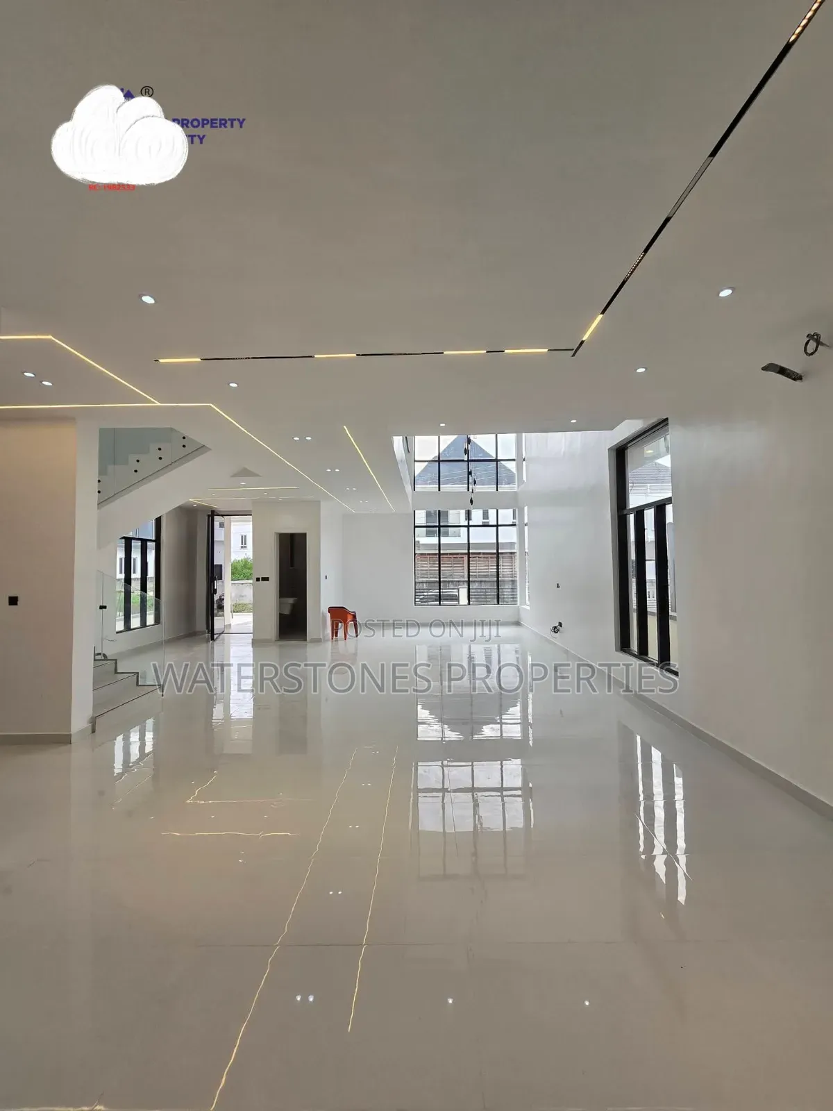 1bdrm Room & Parlour in Airport View, Oshimili South for rent in Oshimili South