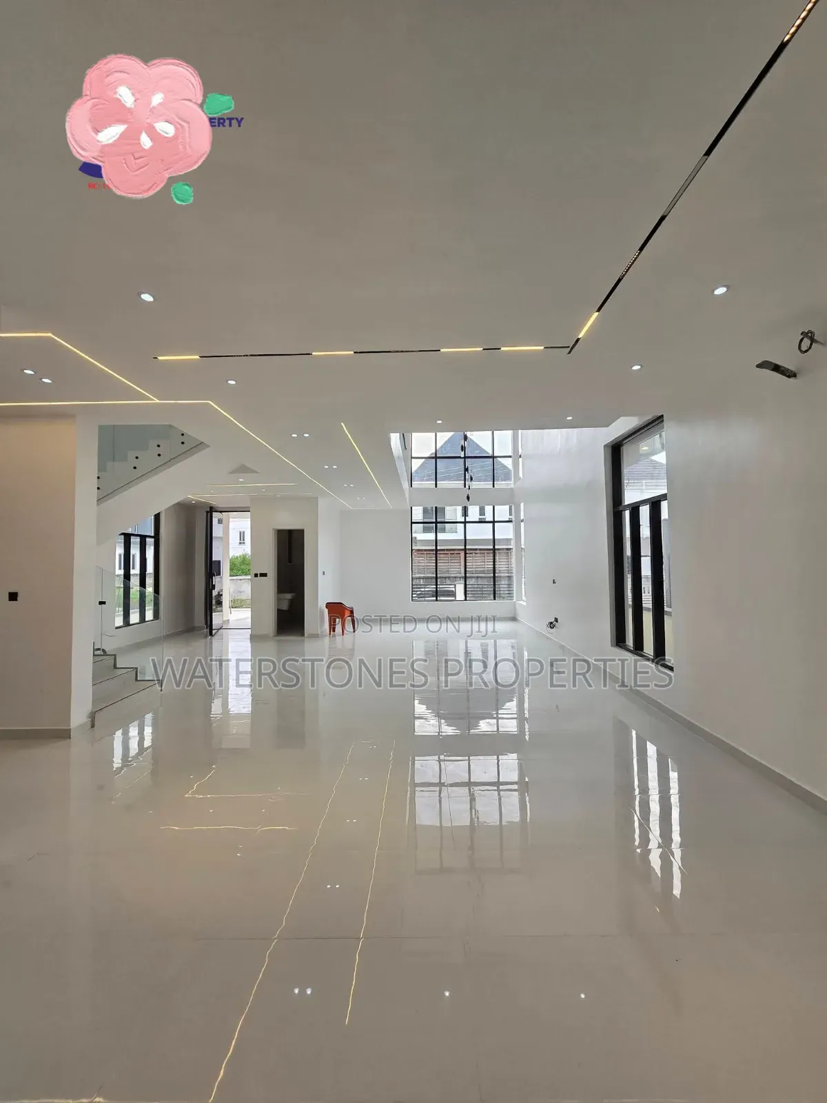 1bdrm Room & Parlour in Airport View, Oshimili South for rent in Oshimili South
