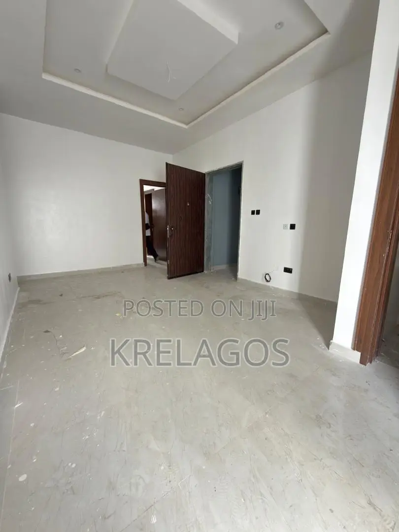 2bdrm Apartment in Orchid, Chevron for sale in Chevron