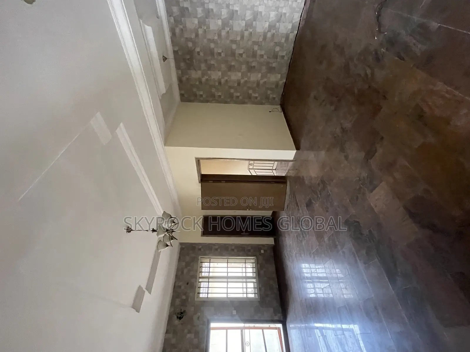 3bdrm Apartment in Chevron for rent in Chevron