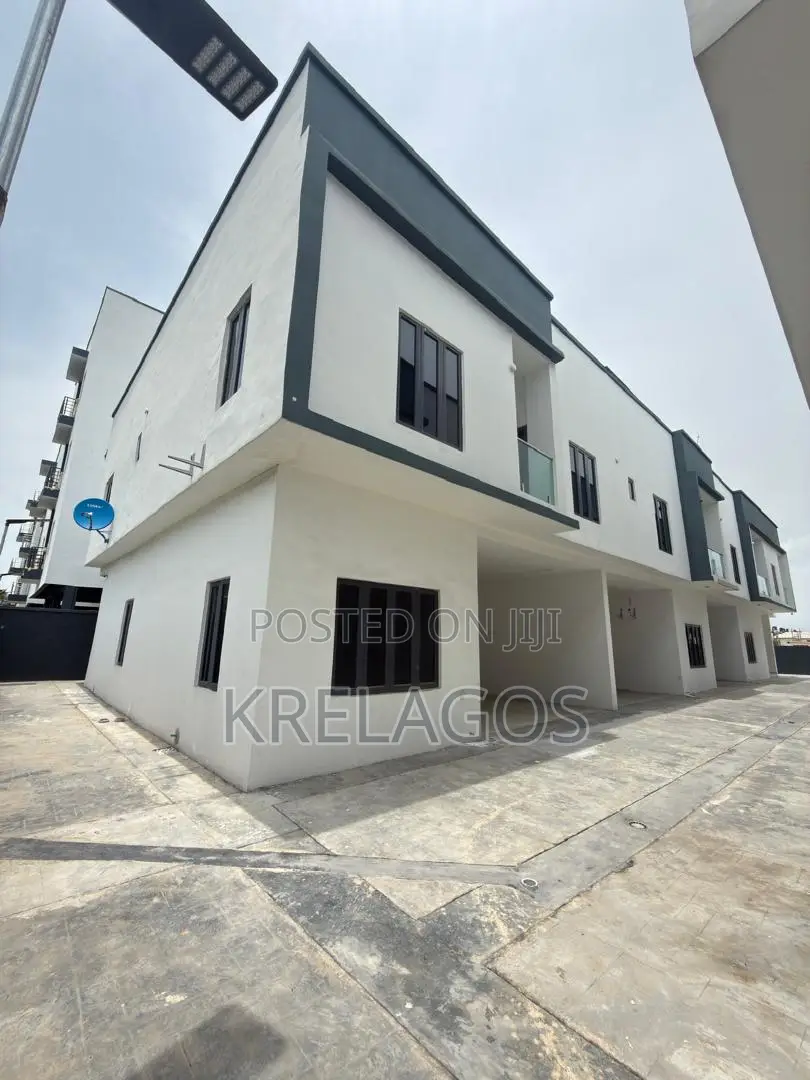 4bdrm Duplex in Orchid, Chevron for sale in Chevron