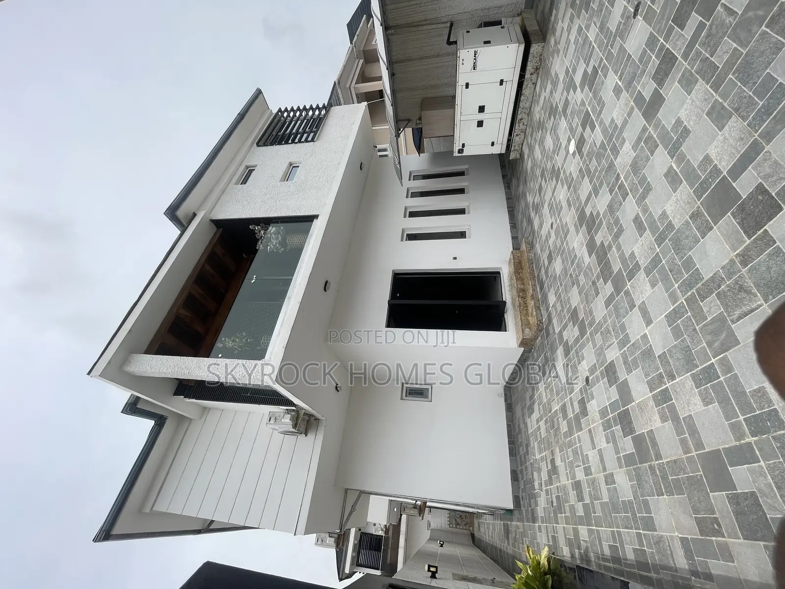 3bdrm Duplex in Agungi for rent in Agungi