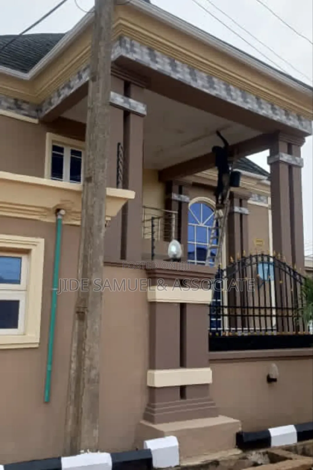 Furnished 5bdrm Duplex in Baruwa for sale in Baruwa