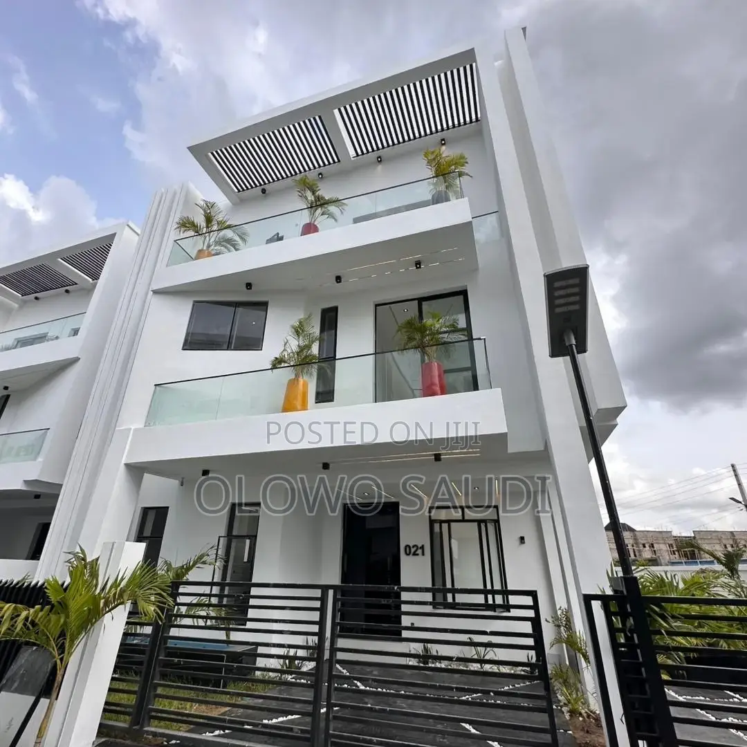 5bdrm Duplex in Orchid, Lekki for sale in Lekki