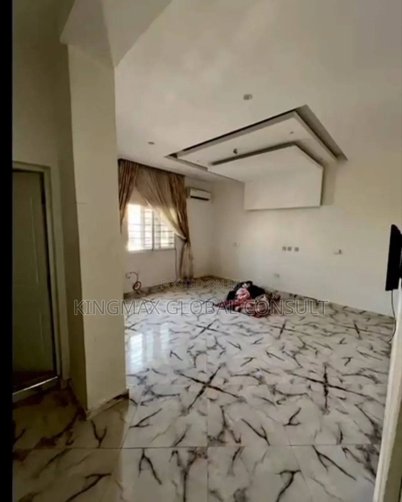 6bdrm Duplex in Banana Island for sale in Banana Island