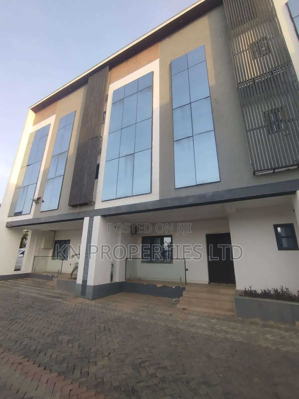 4bdrm Townhouse / Terrace in Wuye for rent in Wuye