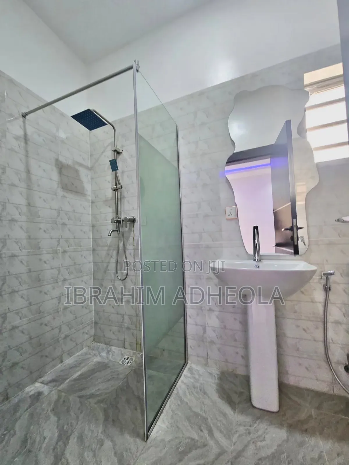 4bdrm Duplex in Adeniyi Jones for sale in Adeniyi Jones