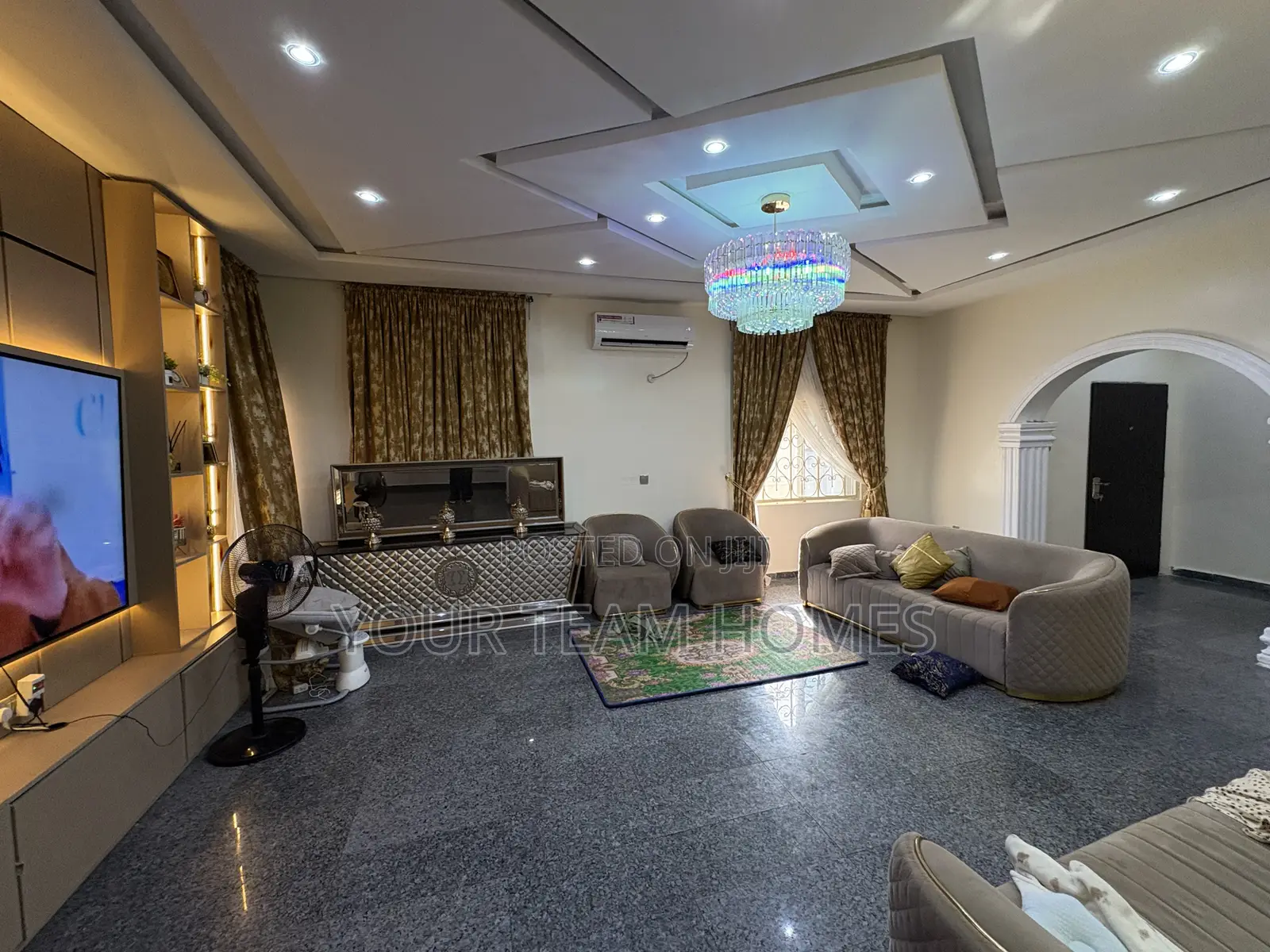 5bdrm Bungalow in Life Camp for sale in Life Camp