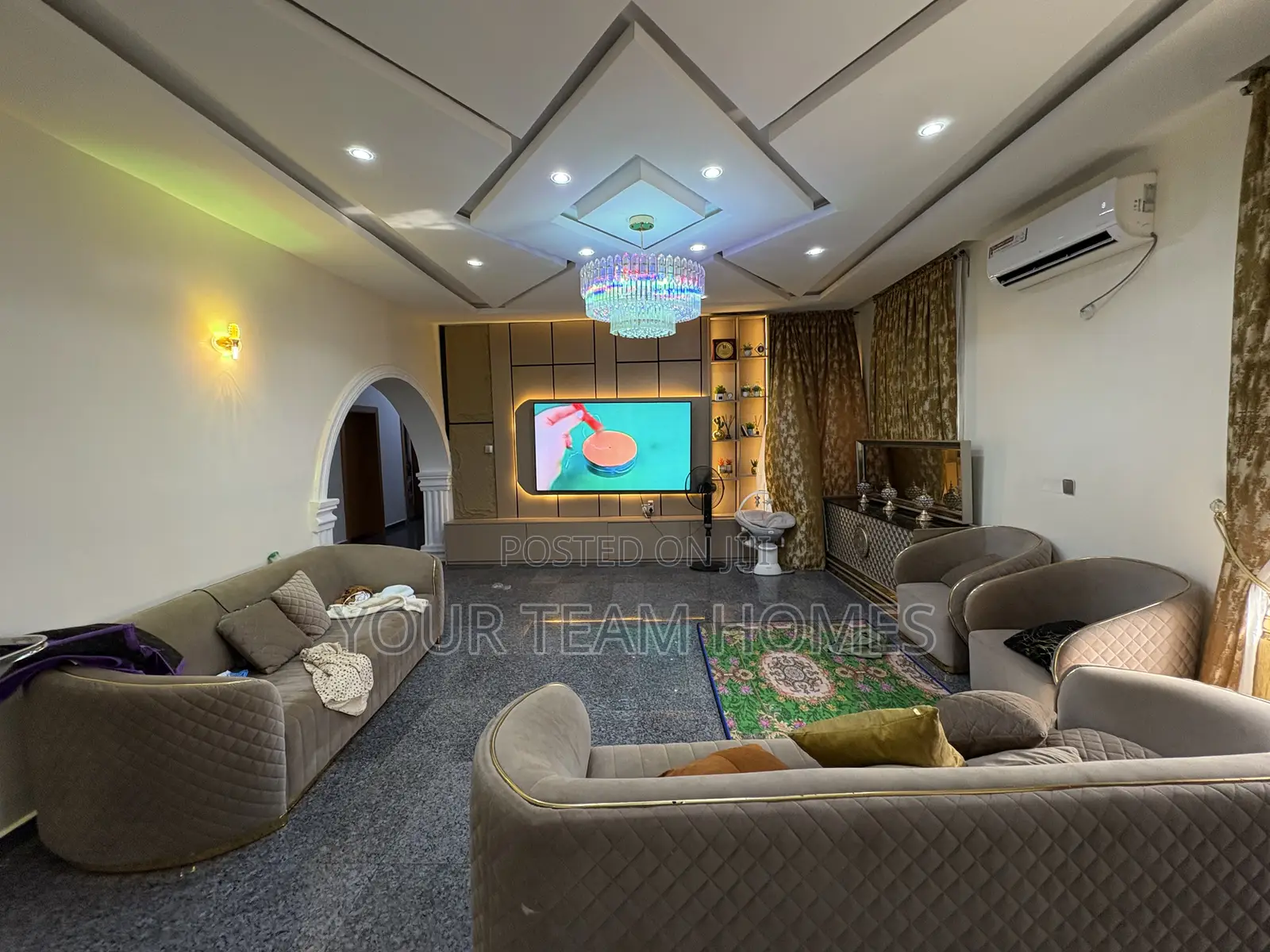 5bdrm Bungalow in Life Camp for sale in Life Camp