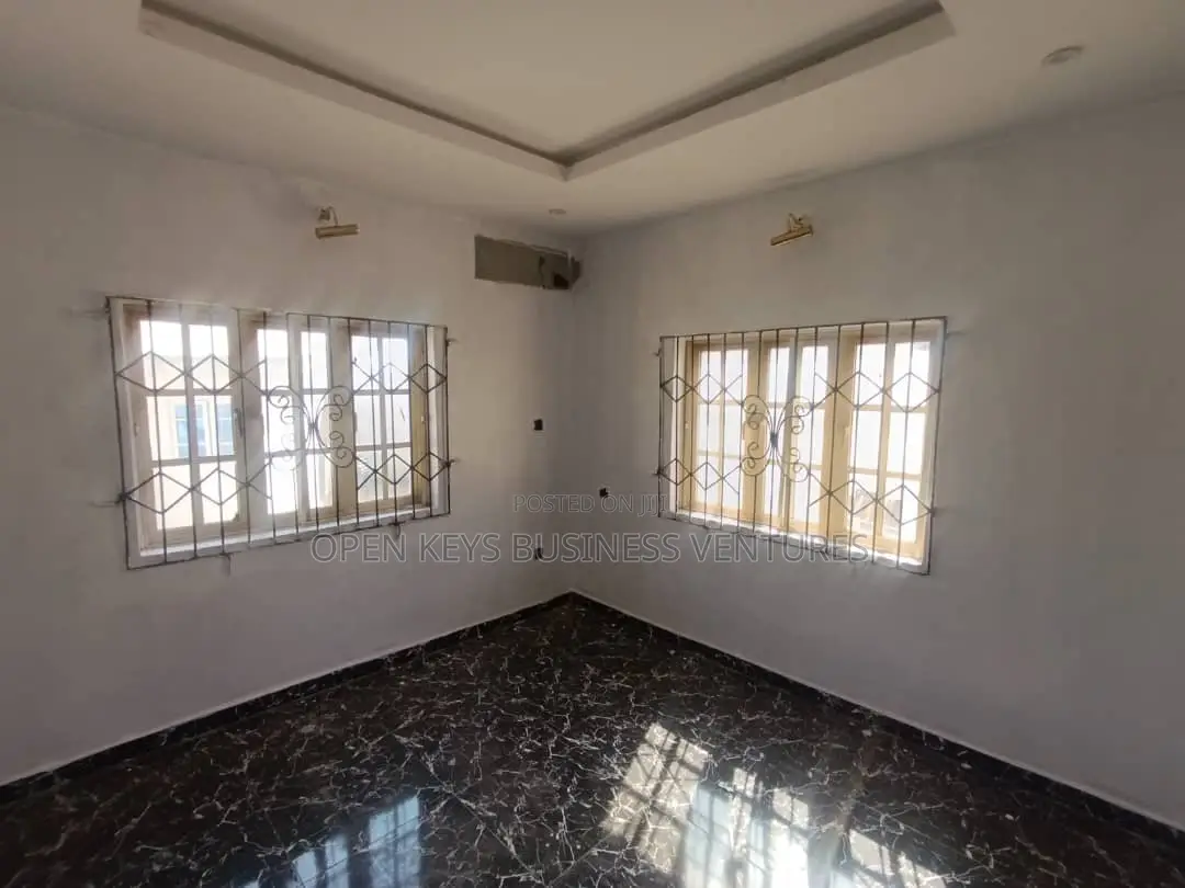 Furnished 3bdrm Bungalow in Elewuro, Akobo for sale in Akobo