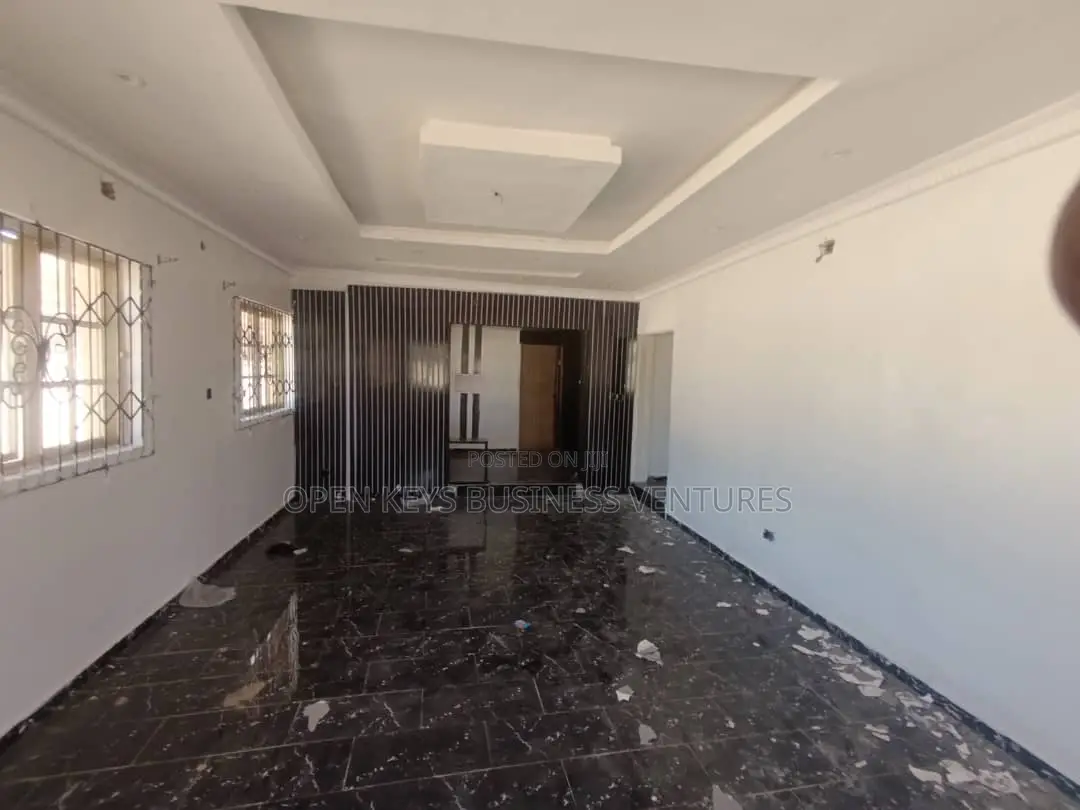 Furnished 3bdrm Bungalow in Elewuro, Akobo for sale in Akobo