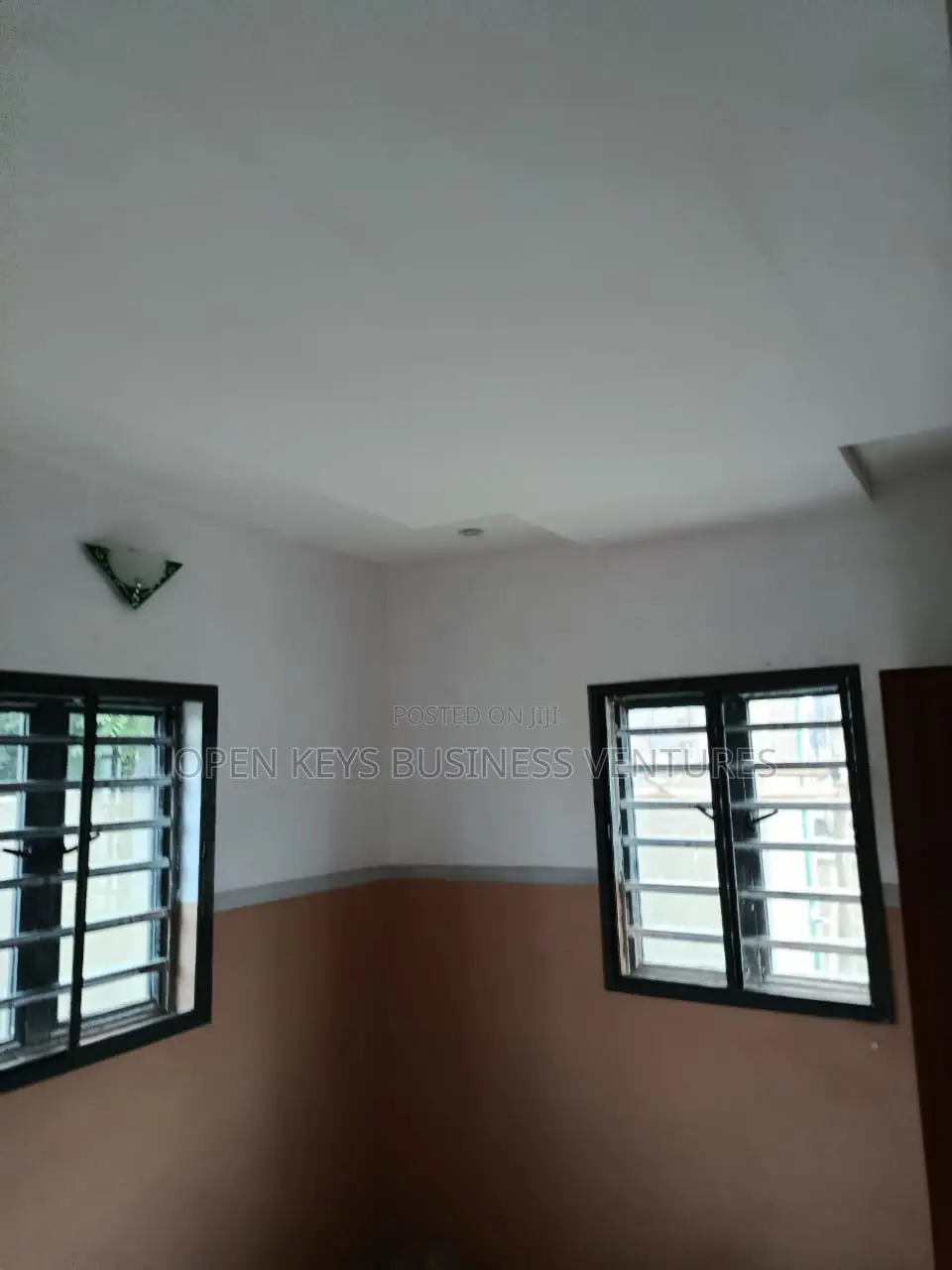 2bdrm Bungalow in Elebu, Akala Express for sale in Akala Express
