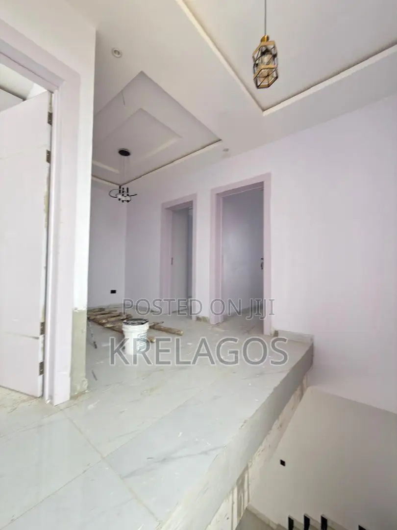 3bdrm Duplex in Orchid, Chevron for sale in Chevron