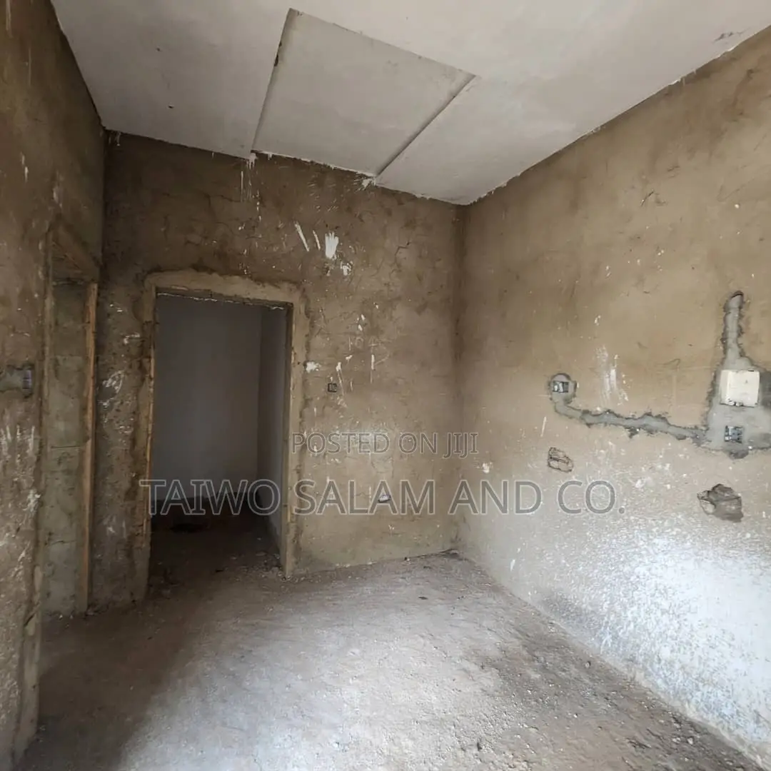 2bdrm Bungalow in Akala Express for sale in Akala Express