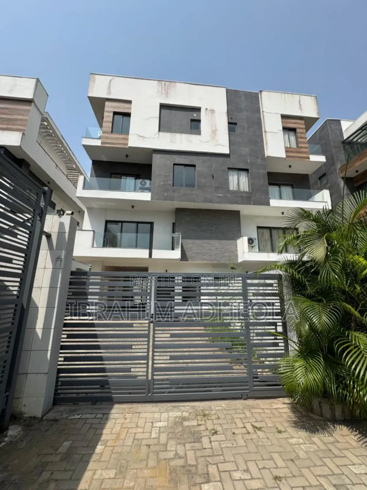 5bdrm Duplex in Banana Island for rent in Banana Island