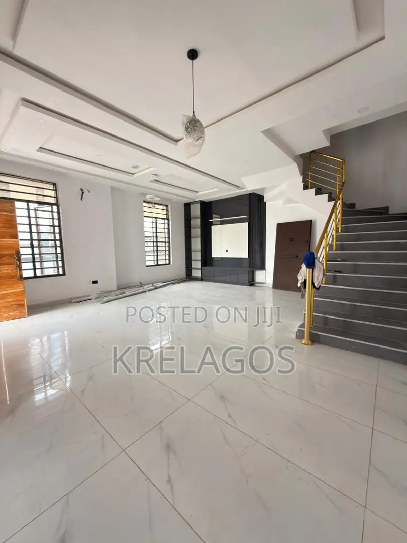 4bdrm Duplex in Orchid, Chevron for sale in Chevron