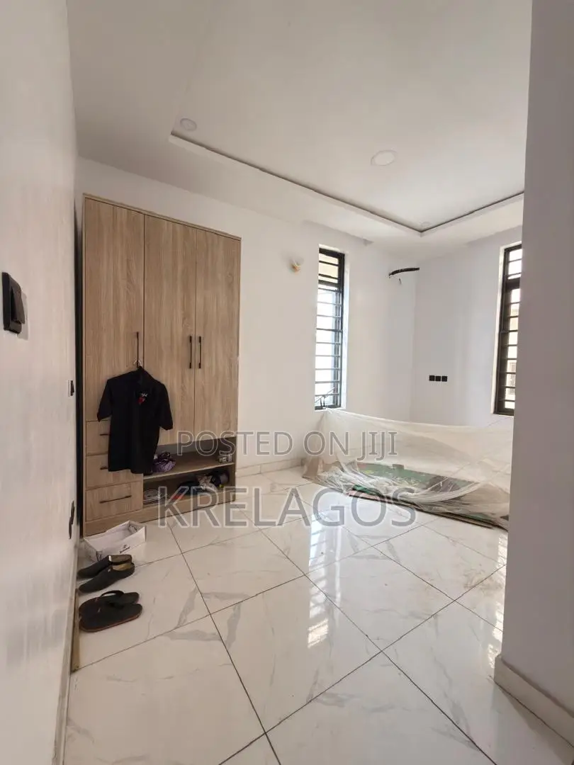 4bdrm Duplex in Orchid, Chevron for sale in Chevron