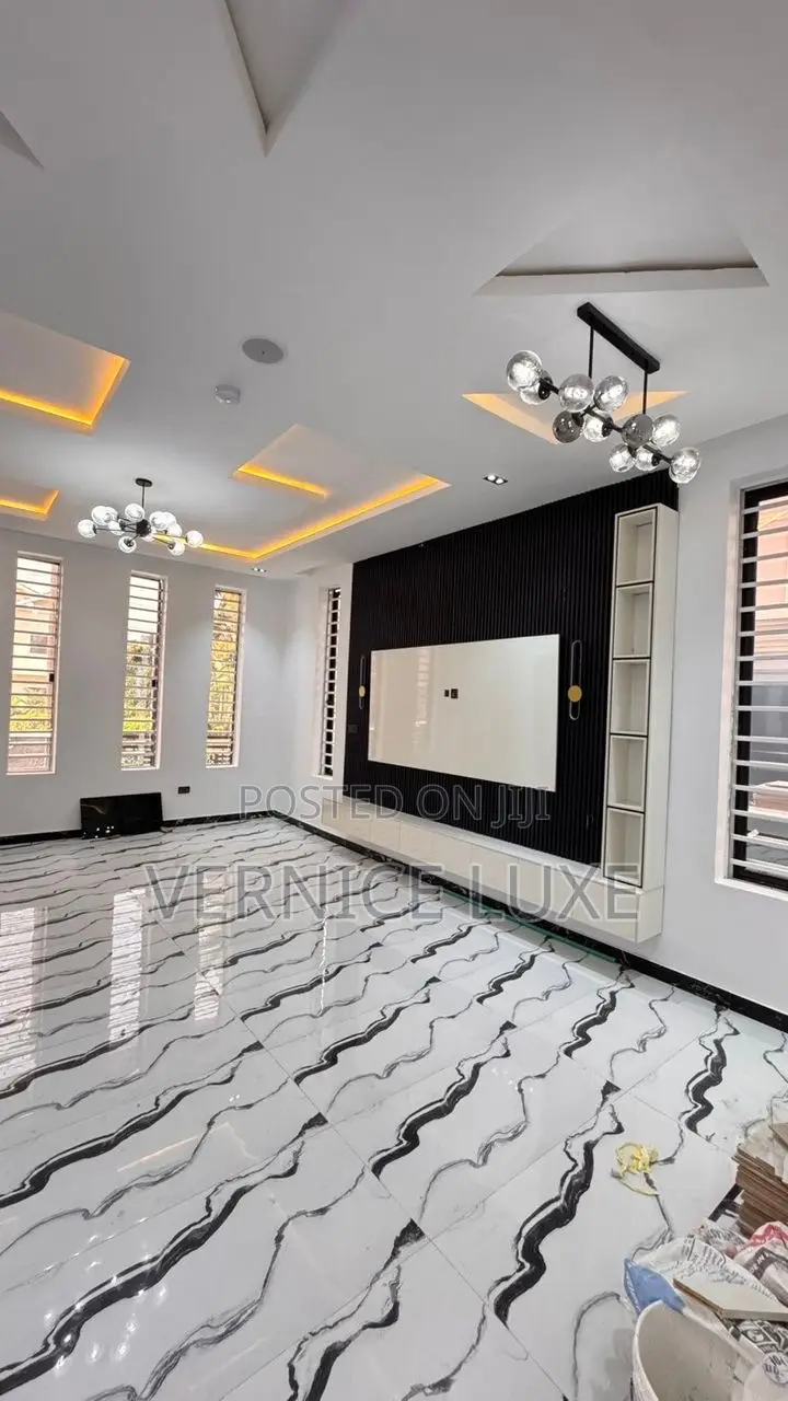 4bdrm Duplex in Emperor Estate, Sangotedo for sale in Sangotedo