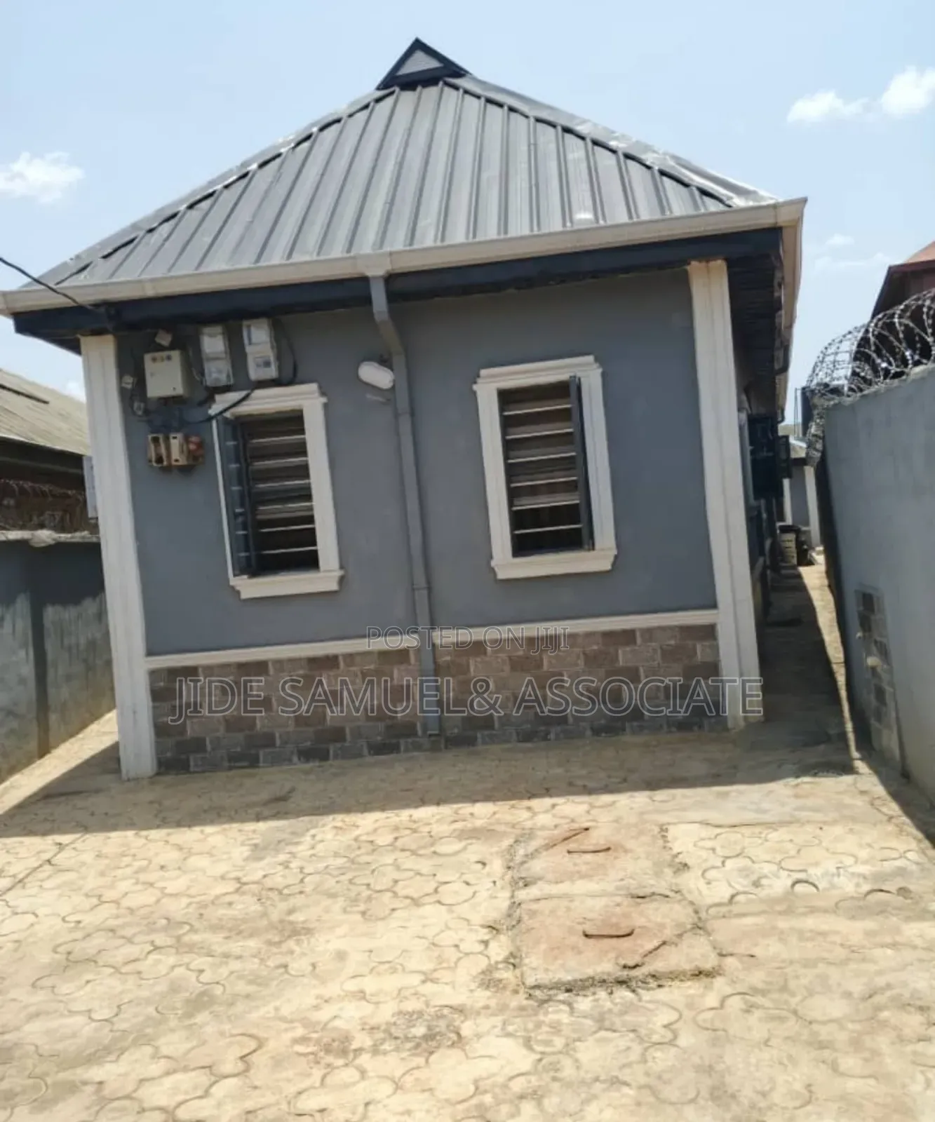 Furnished 2bdrm Bungalow in Ayobo for sale in Ayobo