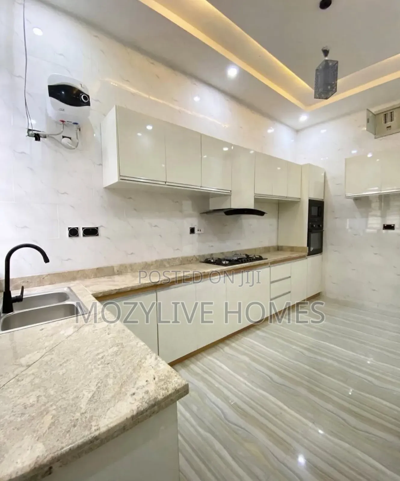 4bdrm Duplex in Lekki Phase 1 for rent in Lekki Phase 1