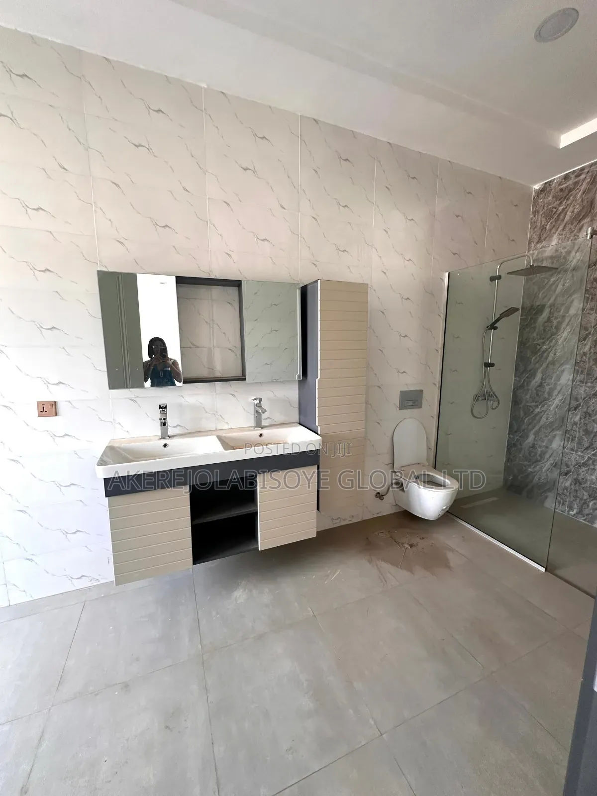 5bdrm Duplex in Jahi Gilmore, Abuja for sale in Jahi