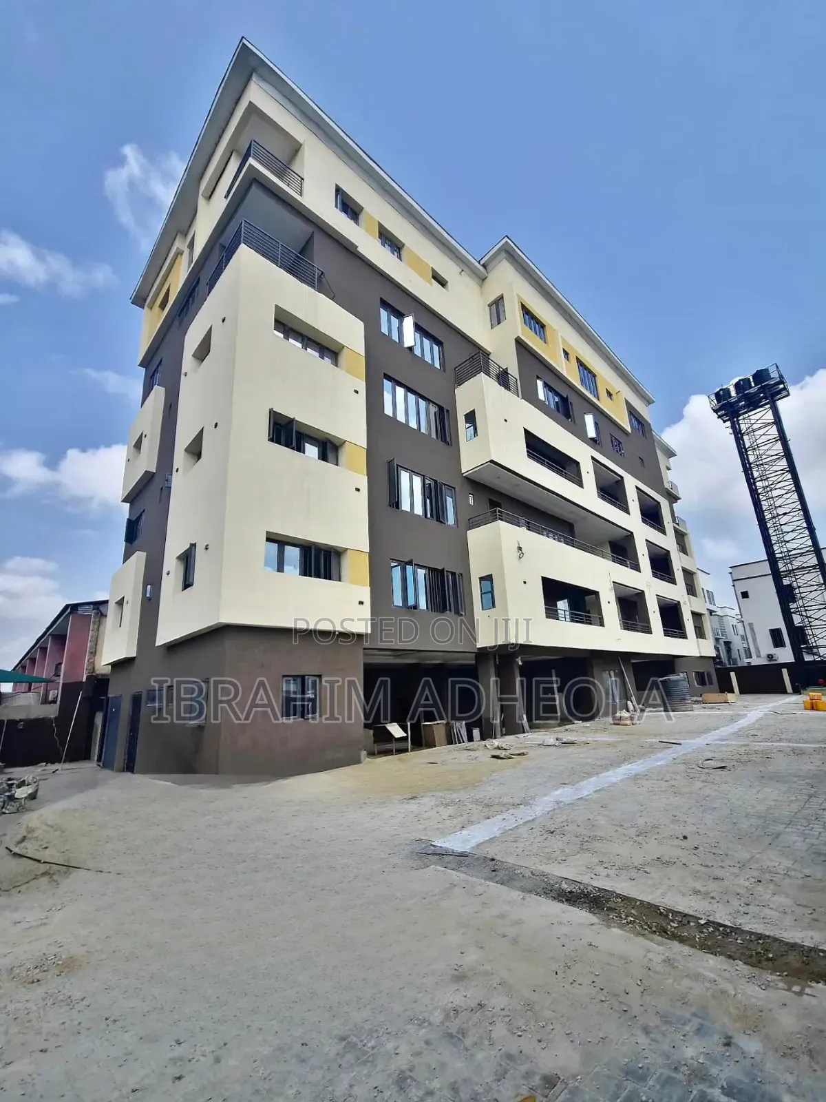 3bdrm Apartment in Ikeja Gra for sale in Ikeja GRA