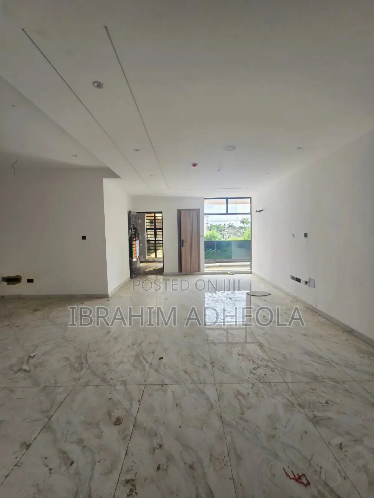 3bdrm Apartment in Ikeja Gra for sale in Ikeja GRA