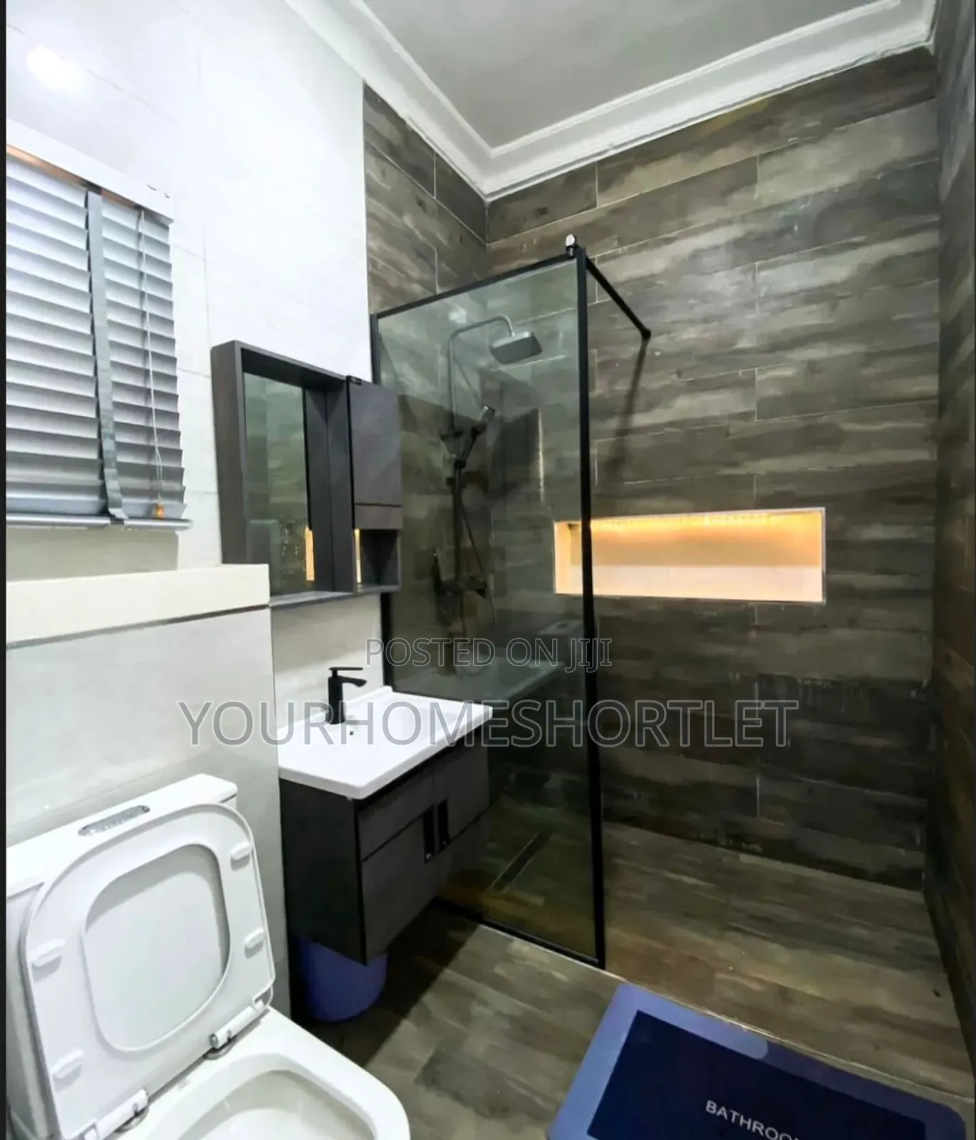 Luxury 1 Bedroom With Ps5, Basketball Ball Court and Private Seat Out in Jabi