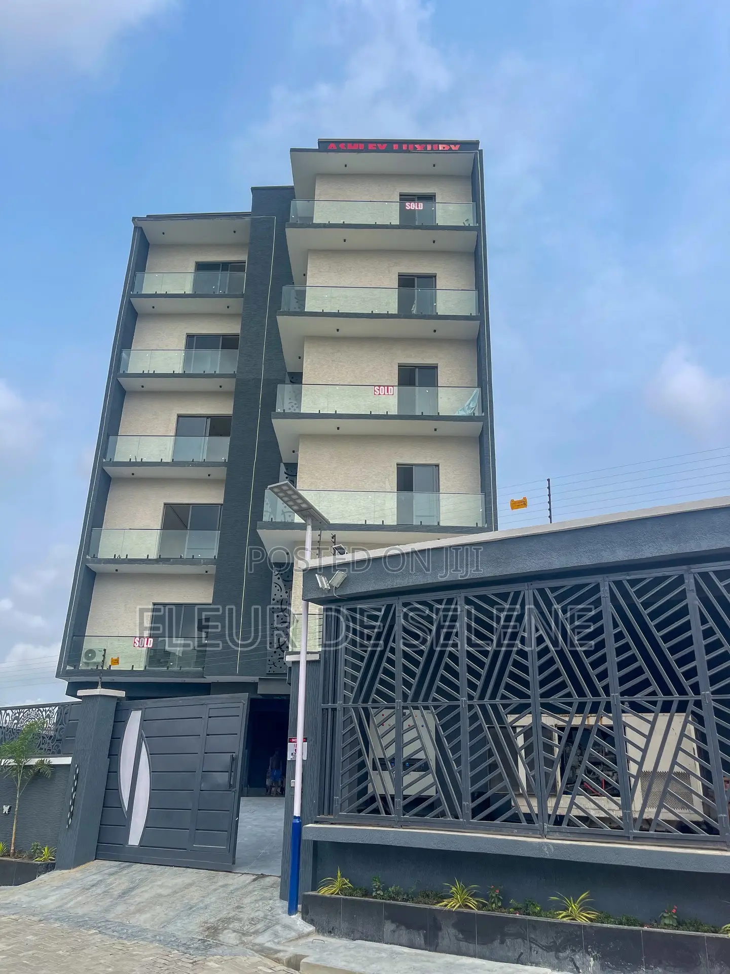 3bdrm Block of Flats in Lekki Phase 1 for sale in Lekki Phase 1