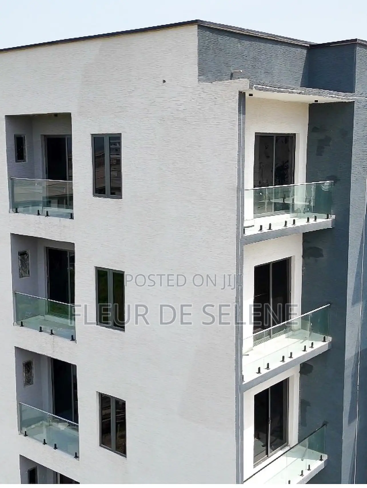 3bdrm Block of Flats in Lekki Phase 1 for sale in Lekki Phase 1