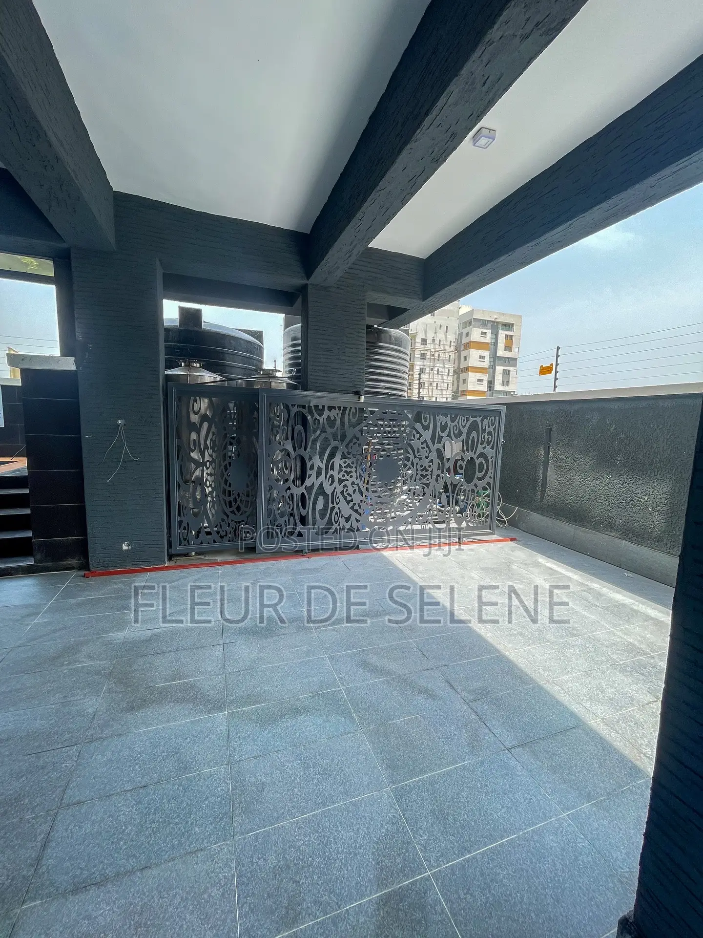 3bdrm Block of Flats in Lekki Phase 1 for sale in Lekki Phase 1