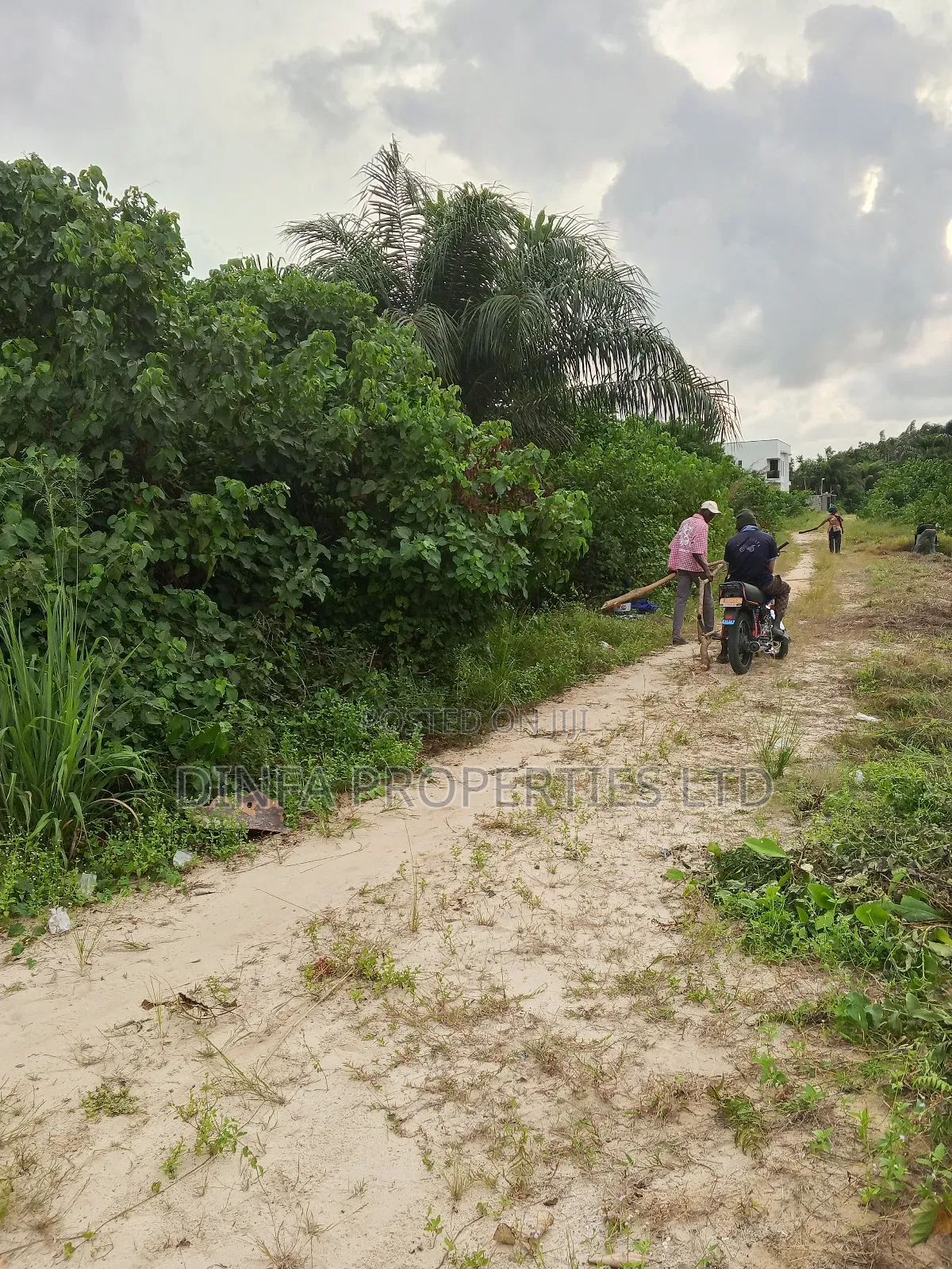 1650sqm of Dry Land for Sale in Sangotedo in Sangotedo