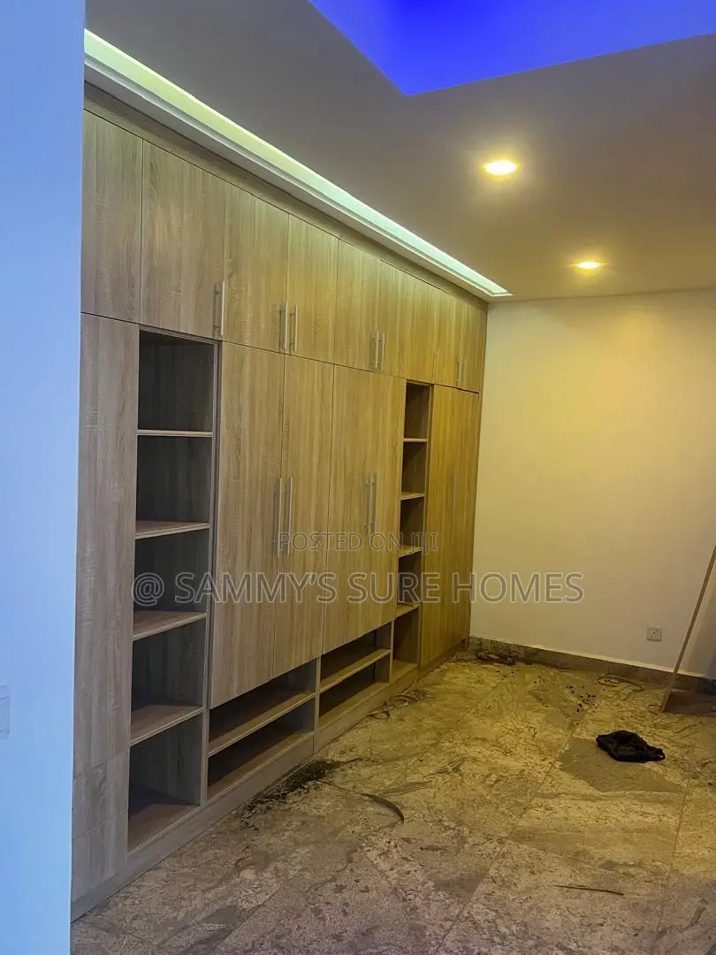 4bdrm Duplex in Katempe Extension for sale in Katampe Extension