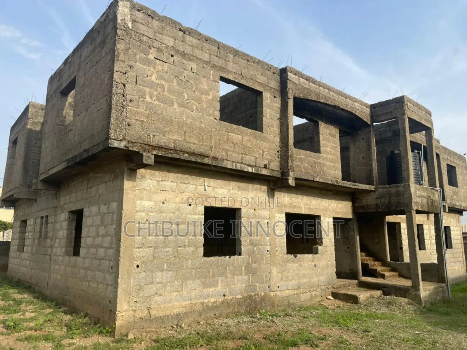 4 Units Of 2bedroom Block Of Flat Carcass Fenced And Gated in Apo District