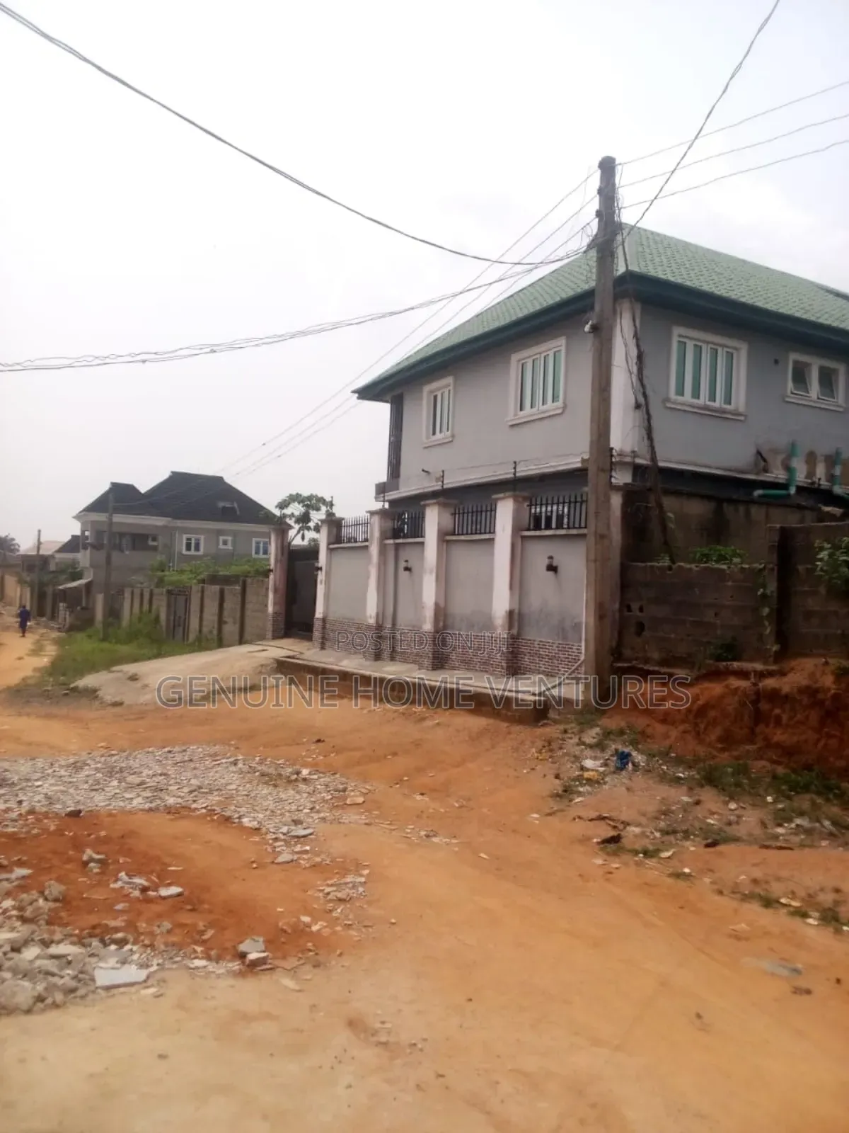 8bdrm Bungalow in Isawo for sale in Isawo