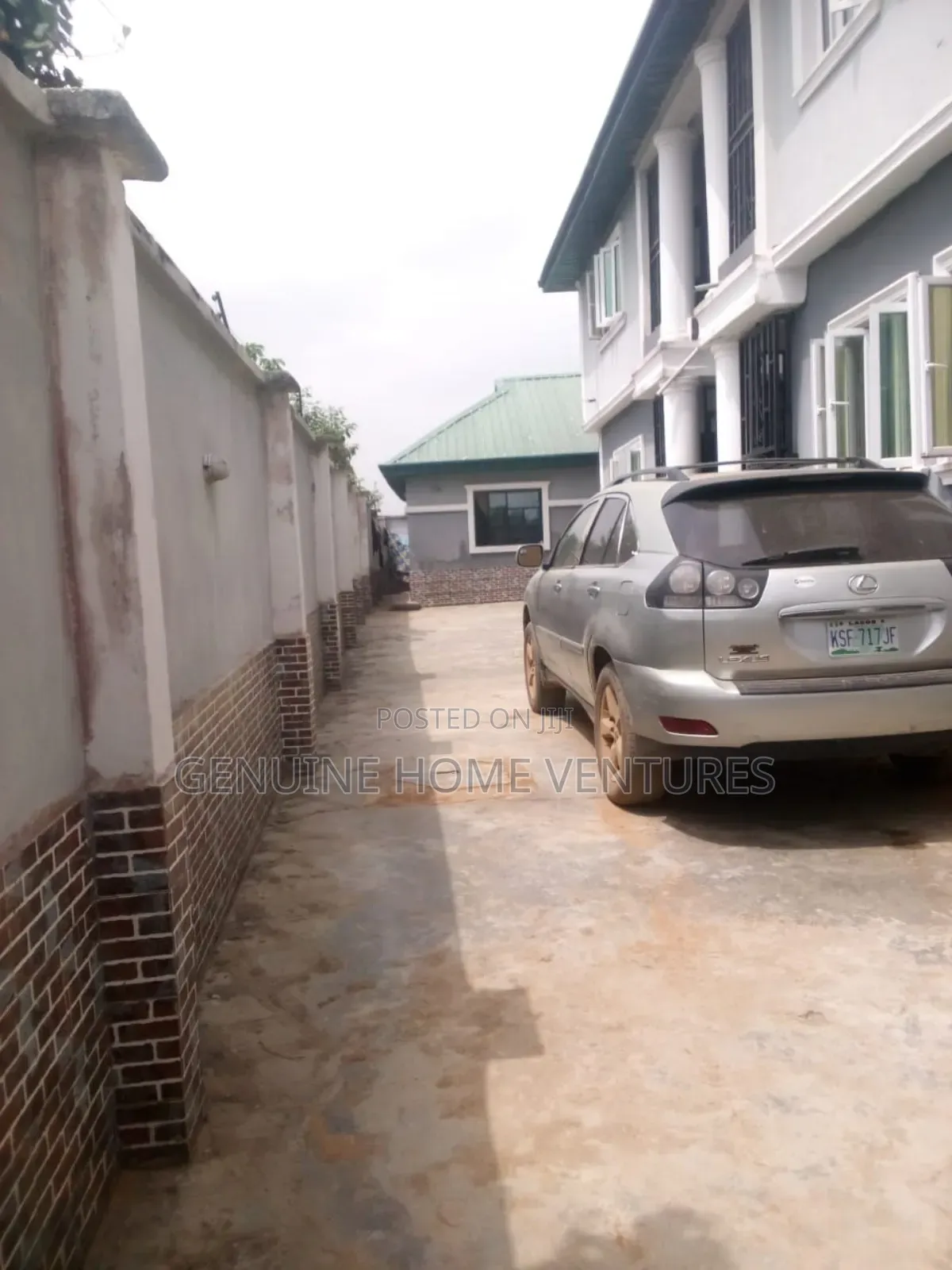 8bdrm Bungalow in Isawo for sale in Isawo