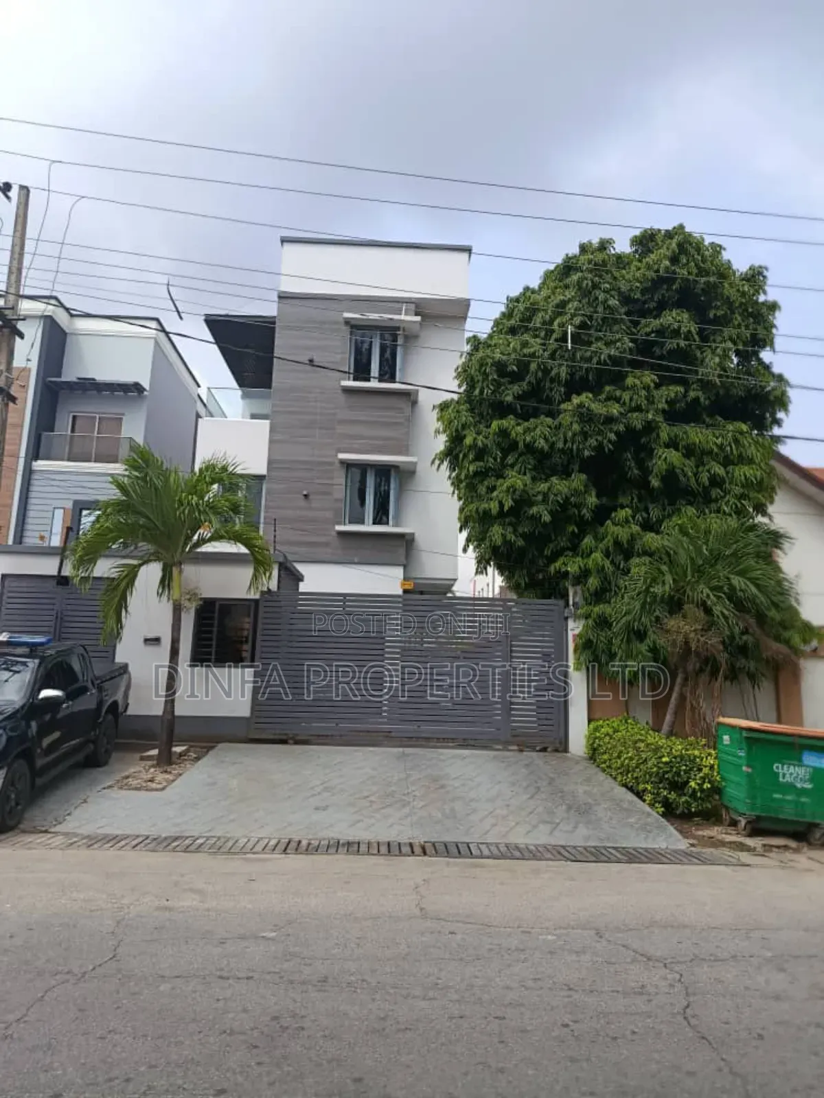 Furnished 5bdrm Duplex in Parkview Estate for sale in Parkview Estate