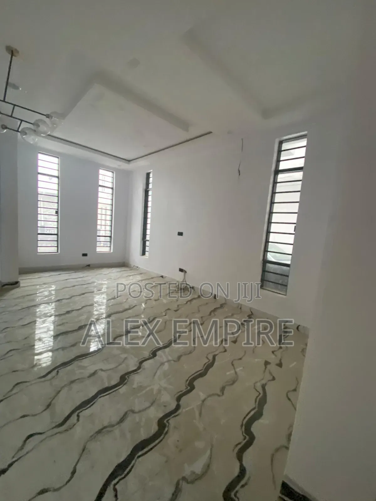5bdrm Duplex in Ago Palace for sale in Ago Palace