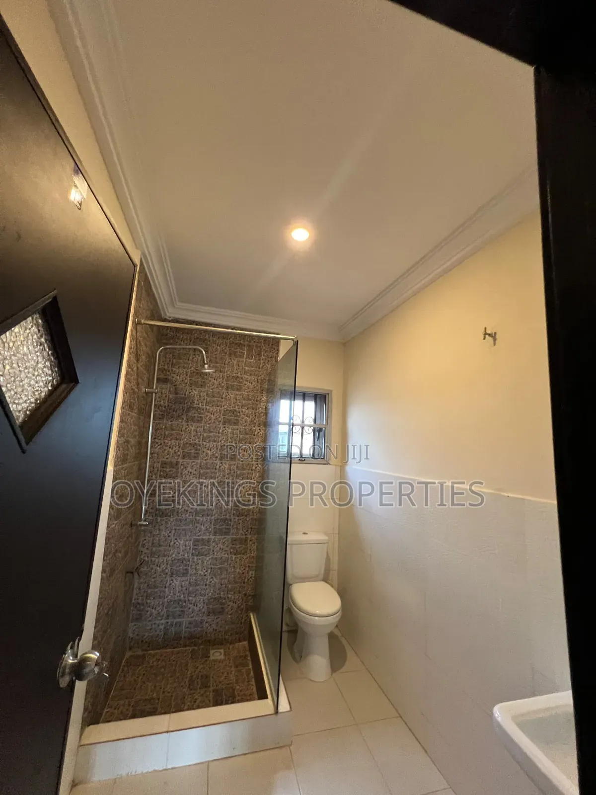 4bdrm Duplex in Akoto Estate, Akala Express for sale in Akala Express