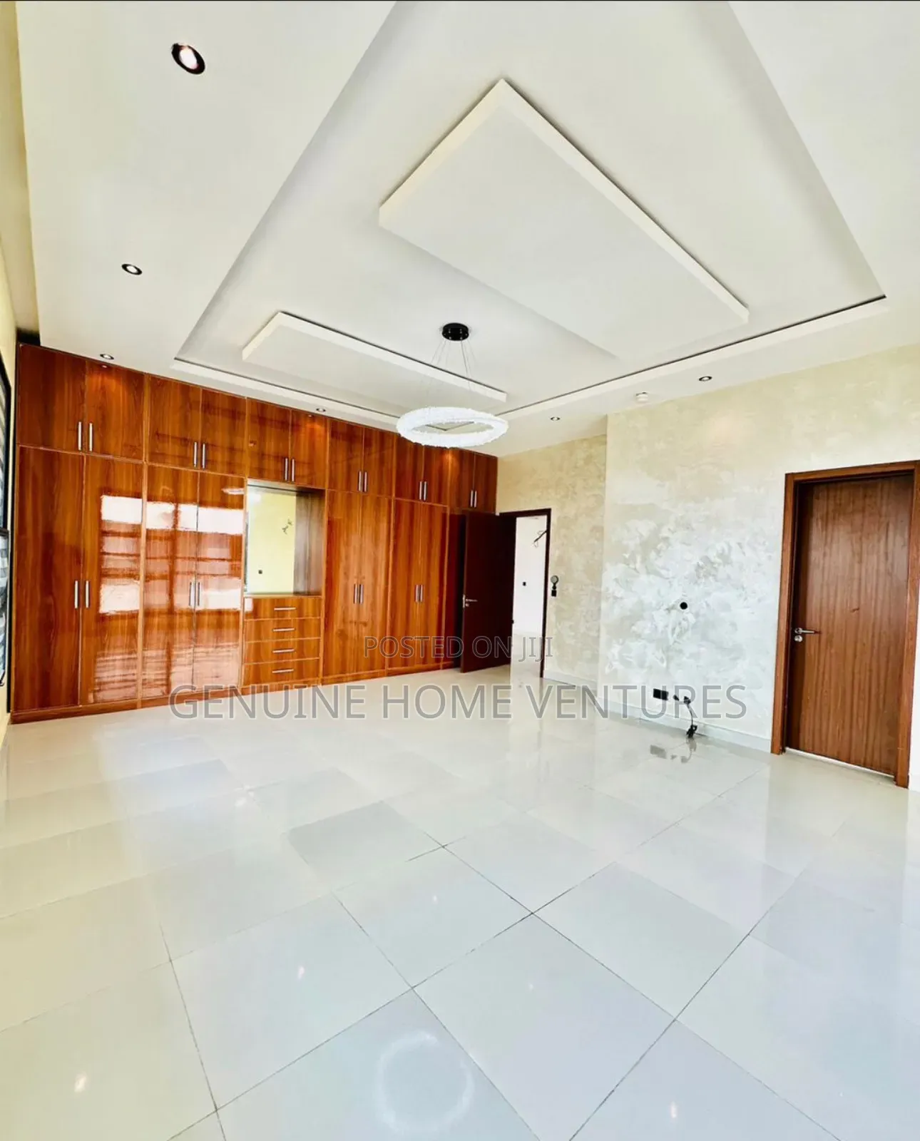 3bdrm Maisonette in Lekki Phase One for sale in Lekki Phase 1