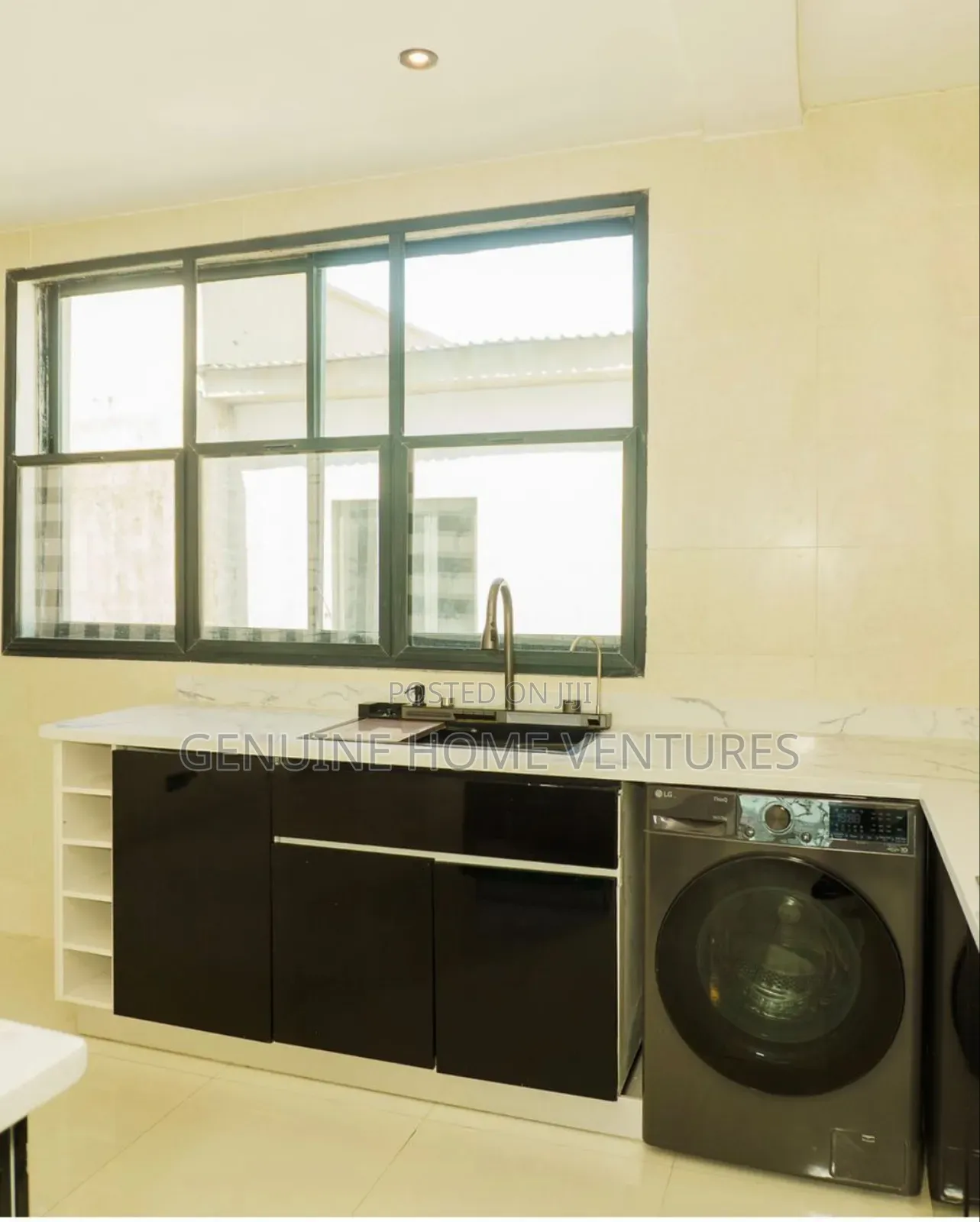 3bdrm Maisonette in Lekki Phase One for sale in Lekki Phase 1