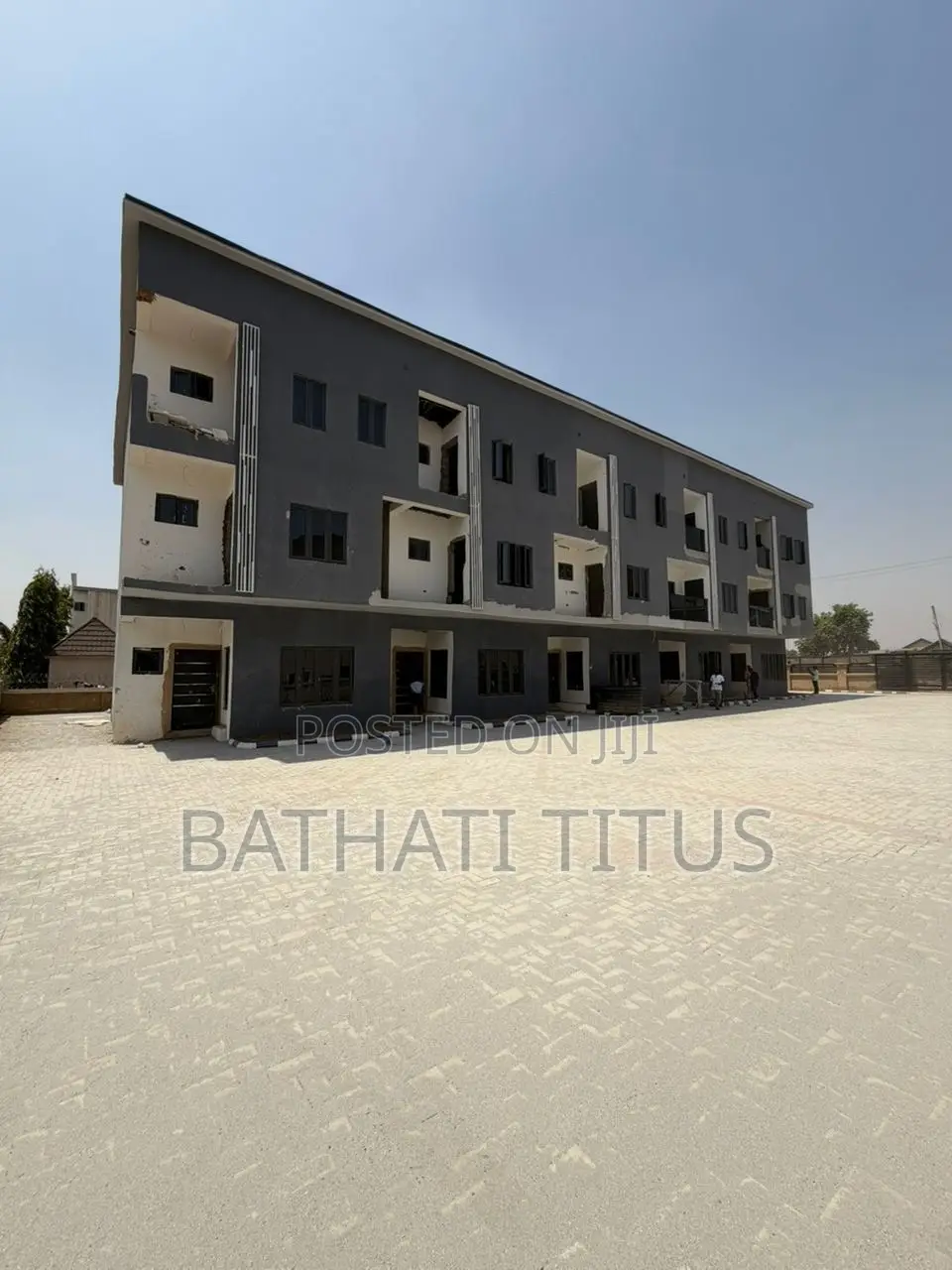4bdrm Duplex in Life Camp for sale in Life Camp