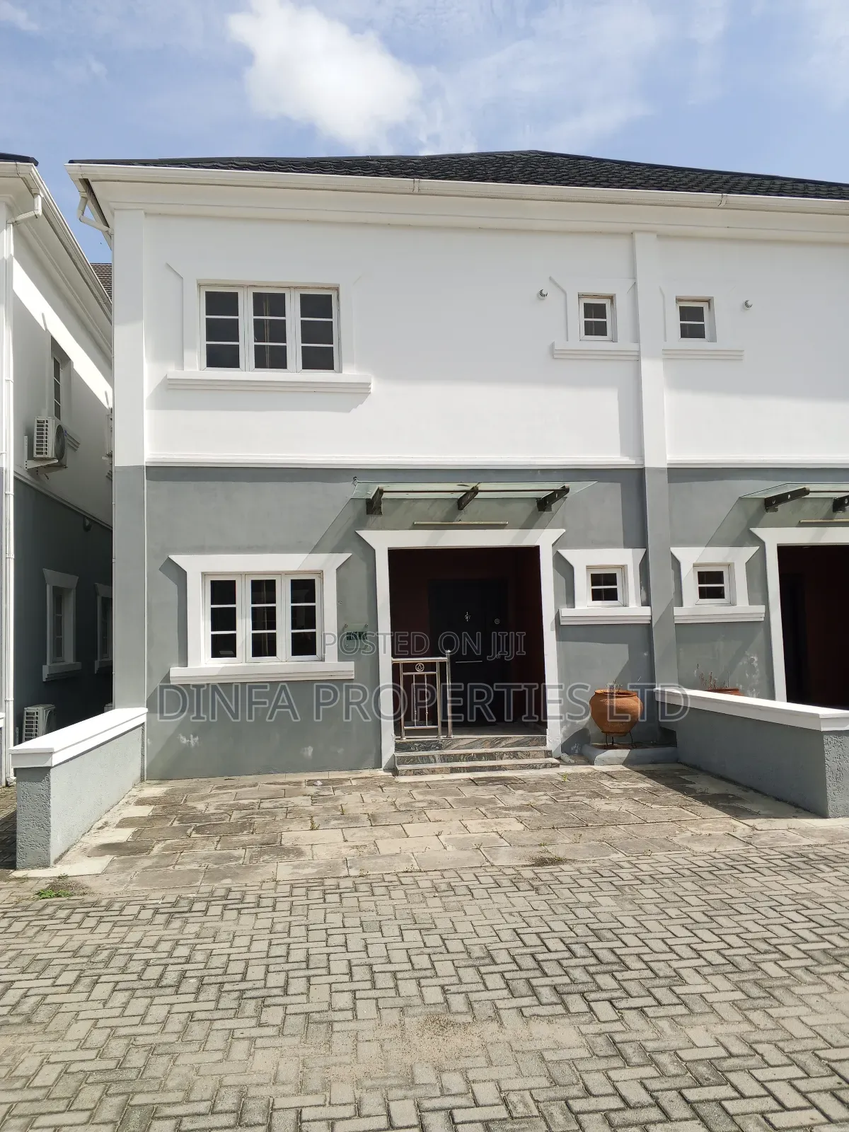 4bdrm Duplex in Oral Estate, Ikota for rent in Ikota