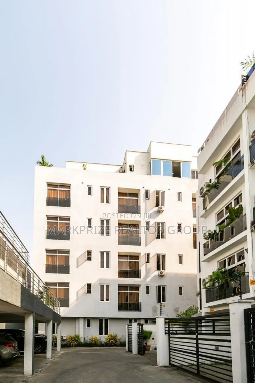 Furnished 3bdrm Apartment in Banana Island Ikoyi for sale in Banana Island