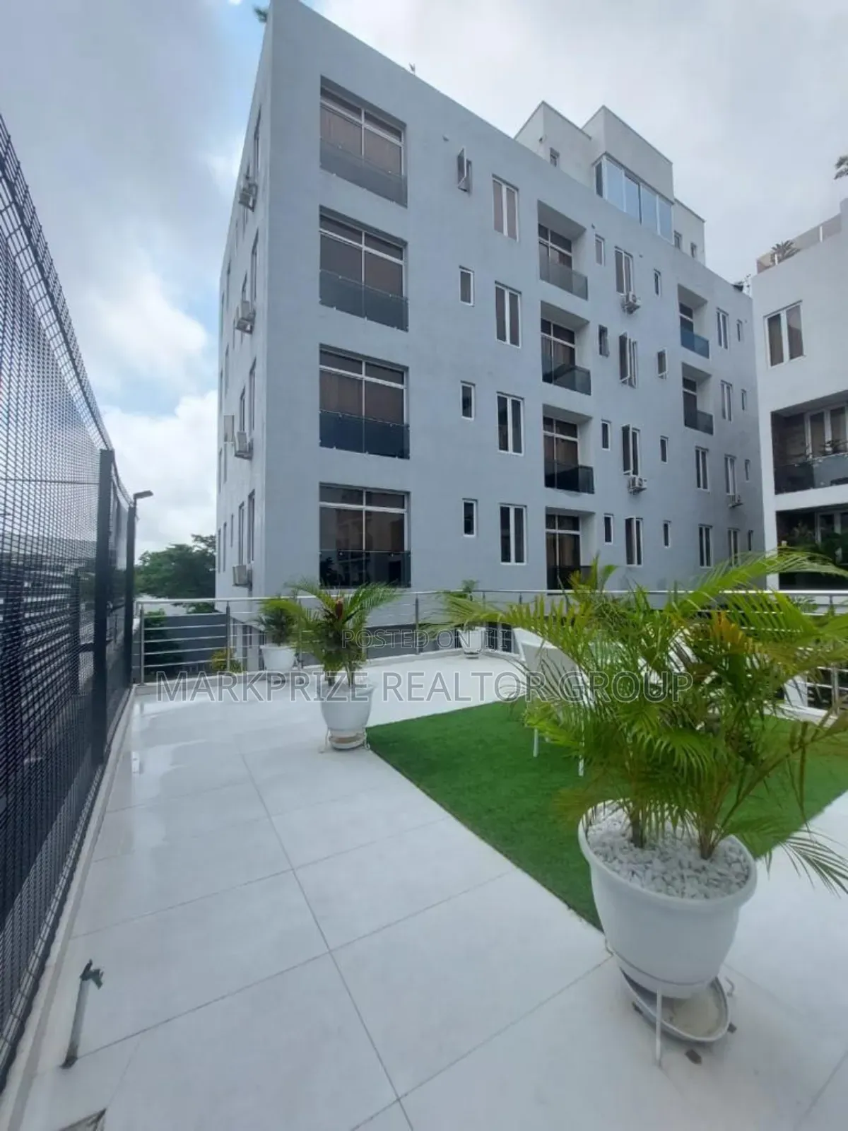 Furnished 3bdrm Apartment in Banana Island Ikoyi for sale in Banana Island