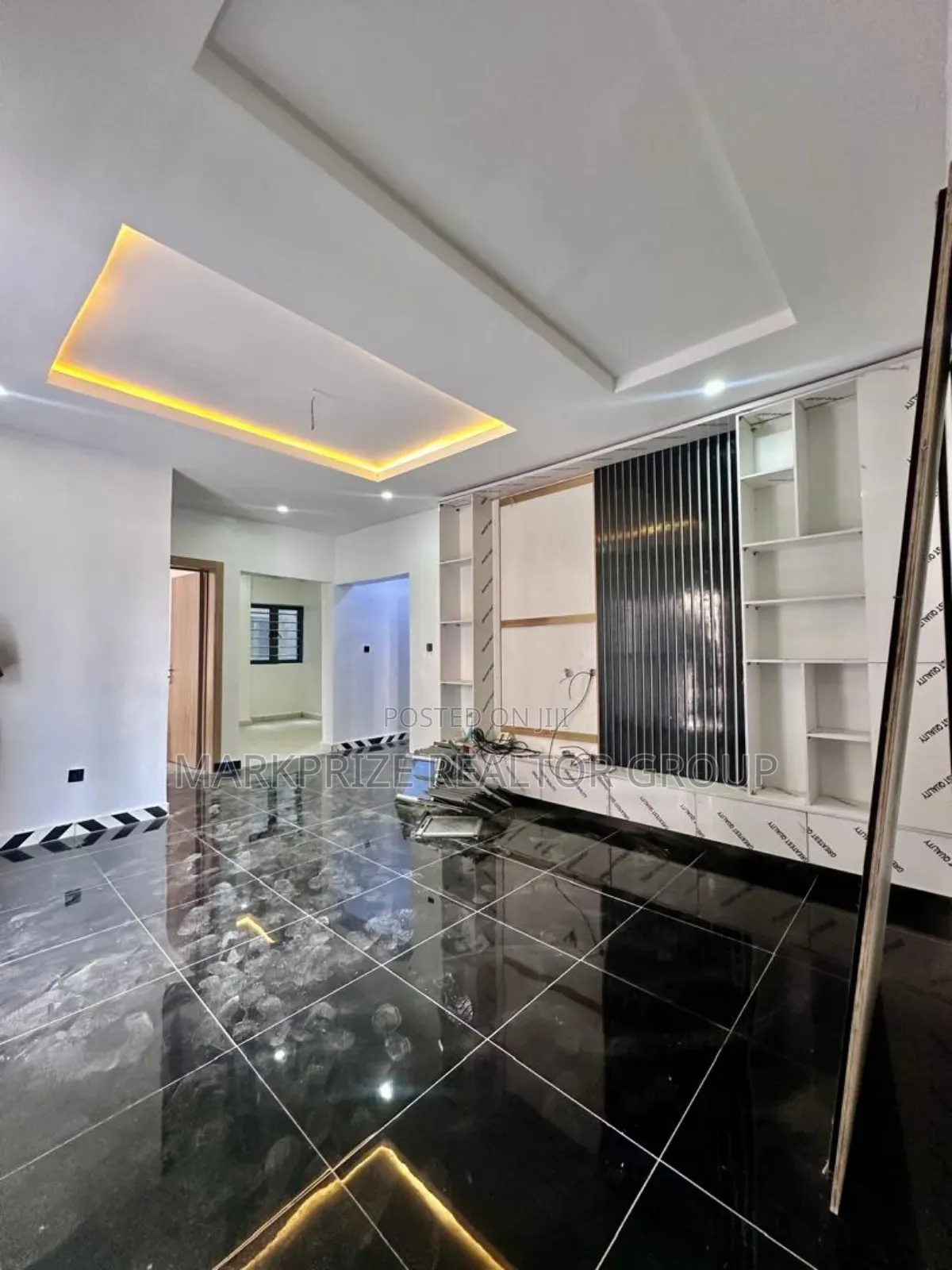 Furnished 3bdrm Apartment in Banana Island Ikoyi for sale in Banana Island