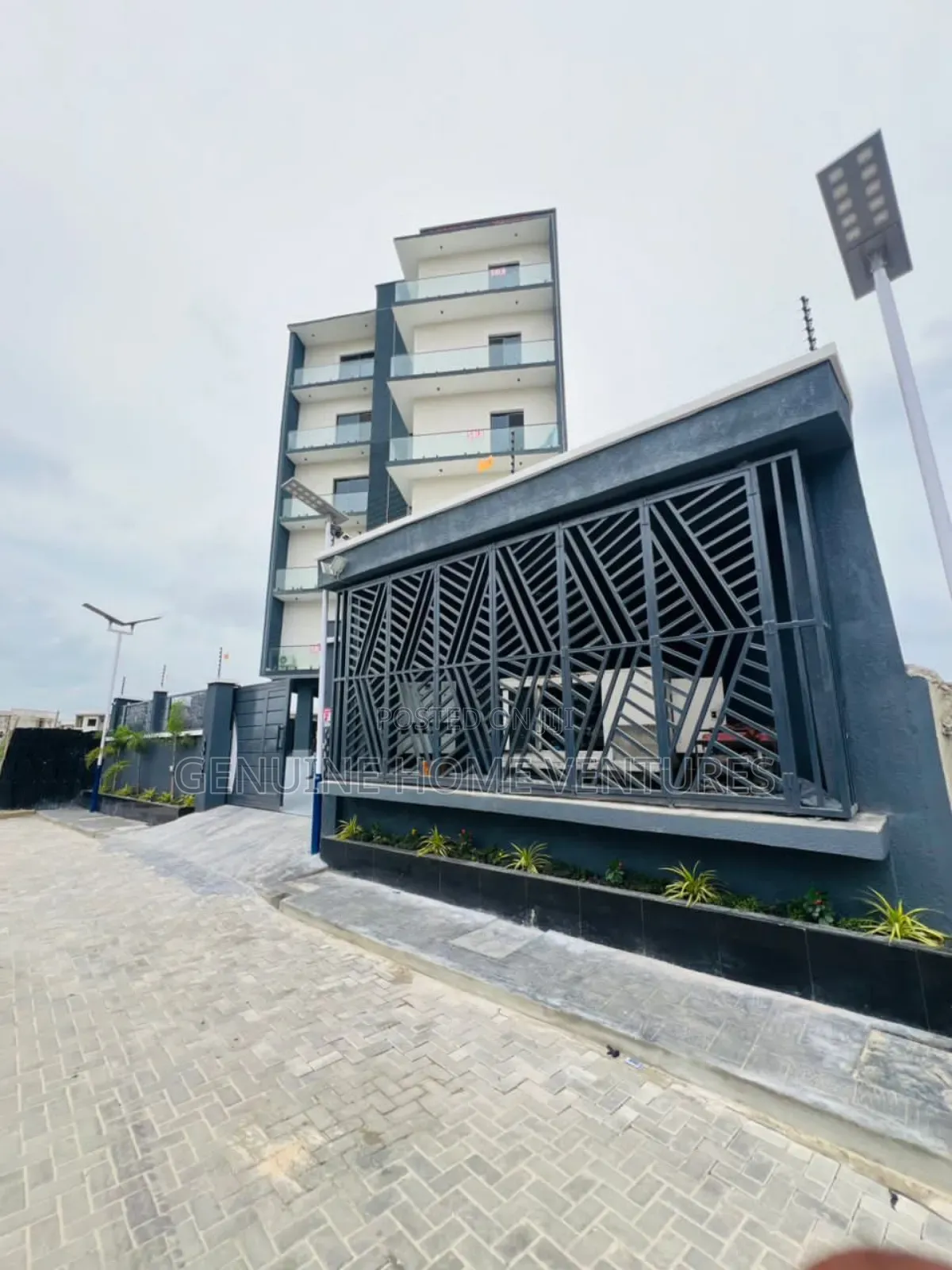 3bdrm Apartment in Lekki Phase 1 for sale in Lekki Phase 1