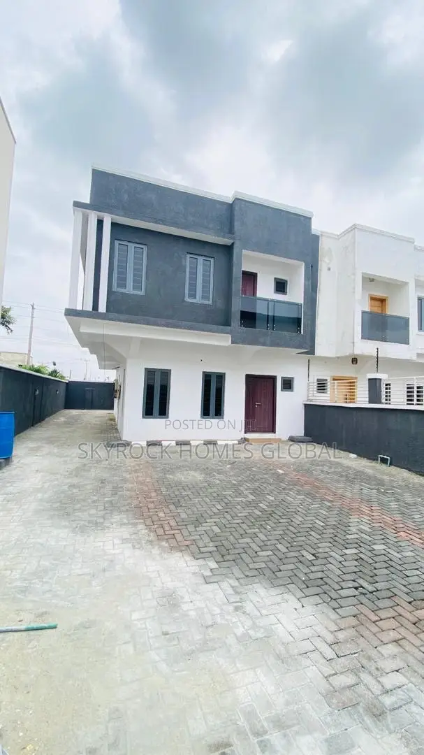 4bdrm Duplex in Sangotedo for rent in Sangotedo